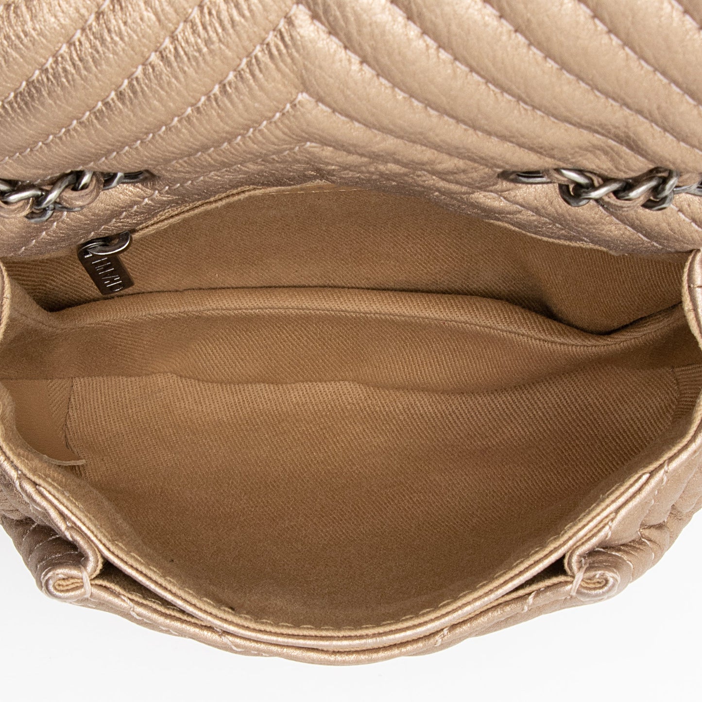 Chanel Chevron Metallic Aged Calfskin Bubble Small Flap Bag (SHF-22686)