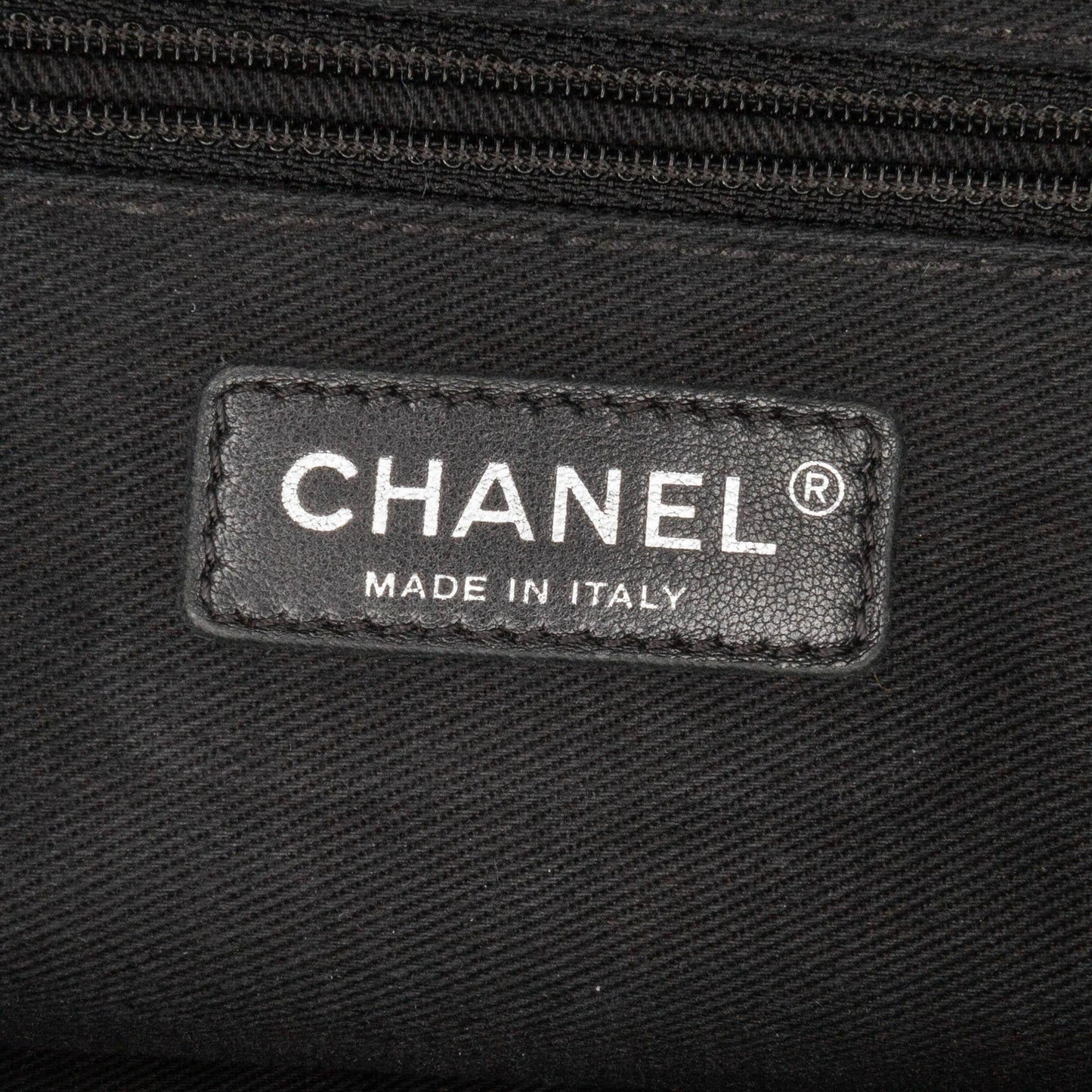 Chanel Jumbo Quilted Caviar Easy Flap