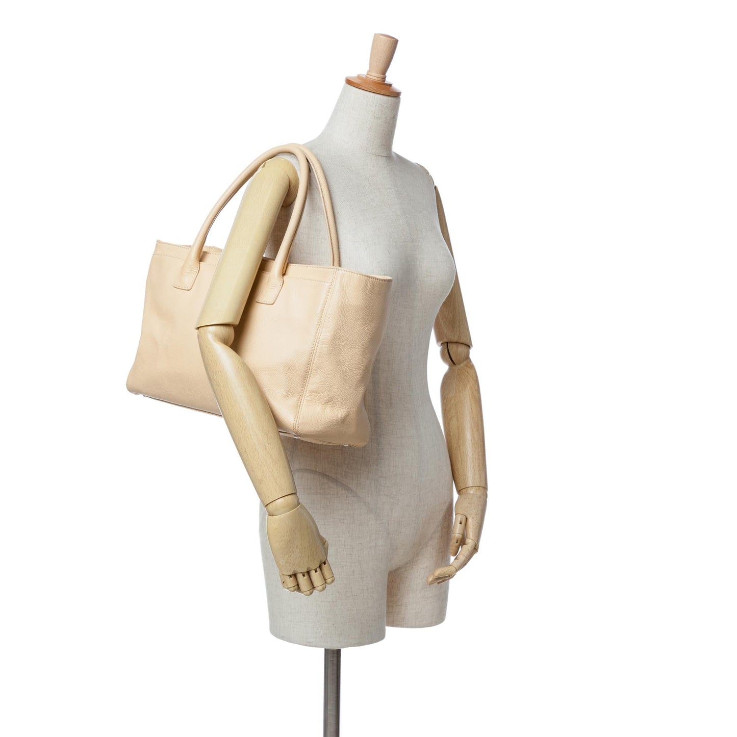 Chanel Medium Executive Cerf Tote