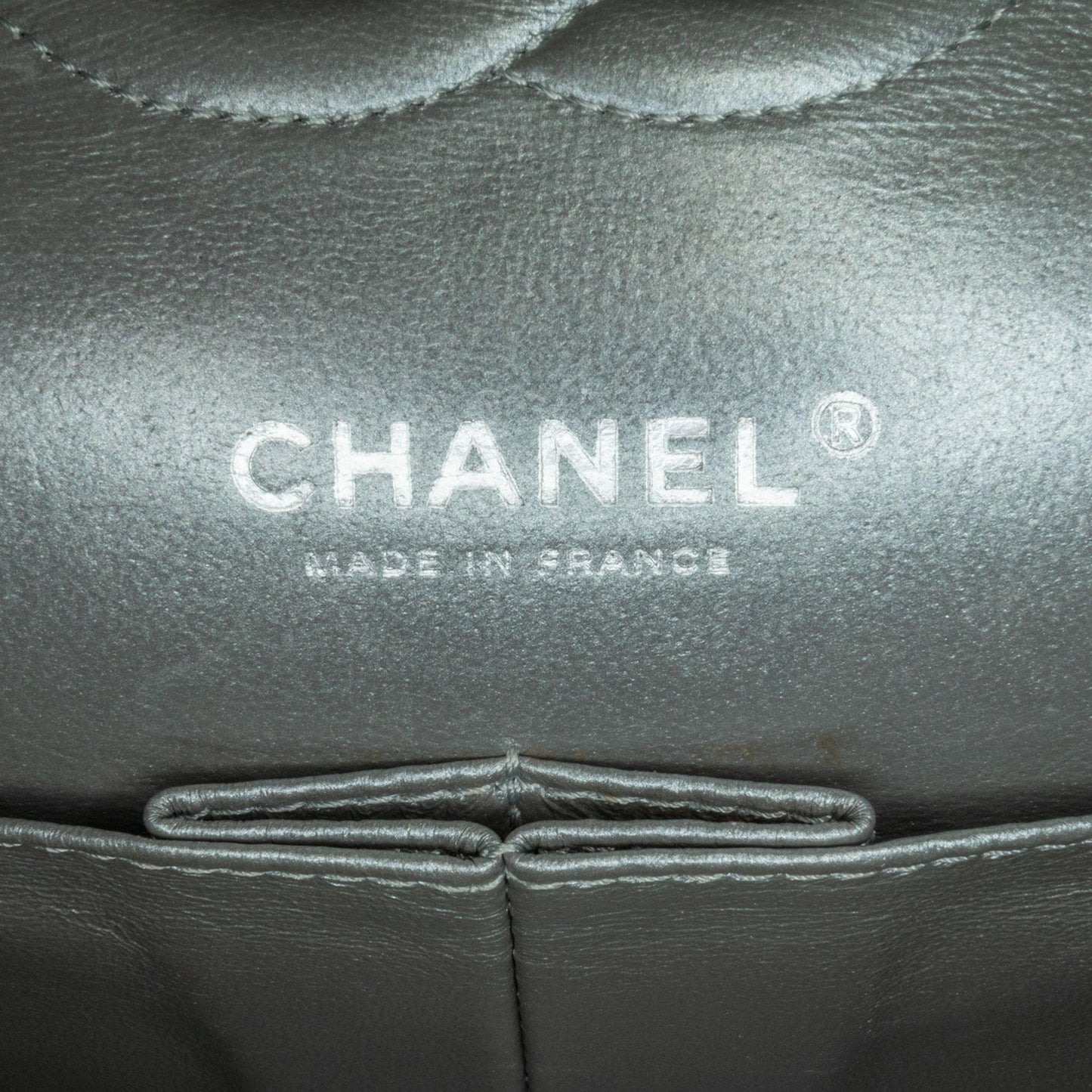 Chanel Medium Glazed Calfskin Grommet Embellished Airline Double Flap (SHG-fbozO4)
