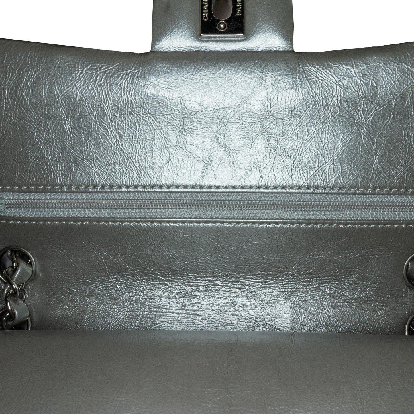 Chanel Medium Glazed Calfskin Grommet Embellished Airline Double Flap (SHG-fbozO4)