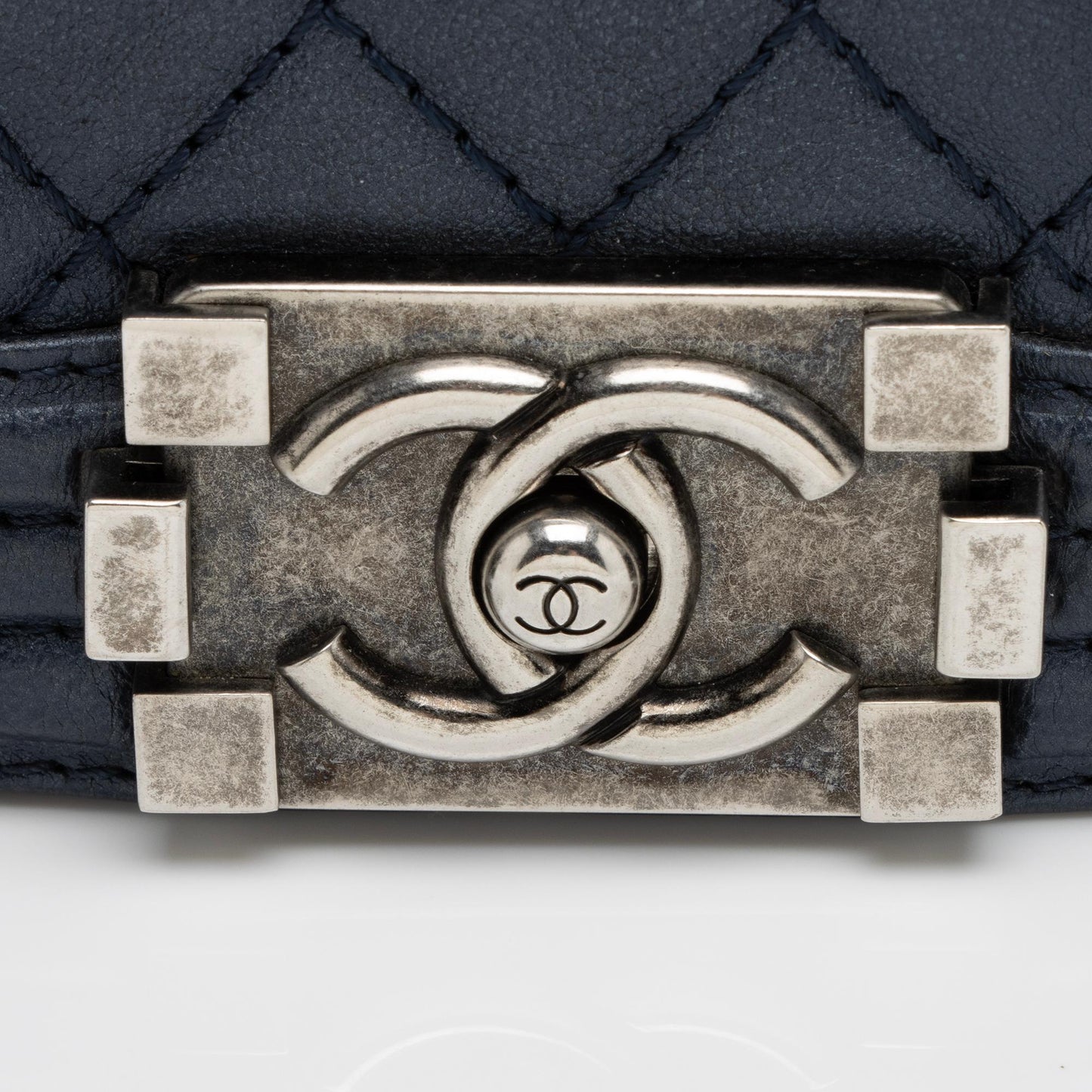 Chanel Metallic Calfskin Large Boy Bag (SHF-23341)