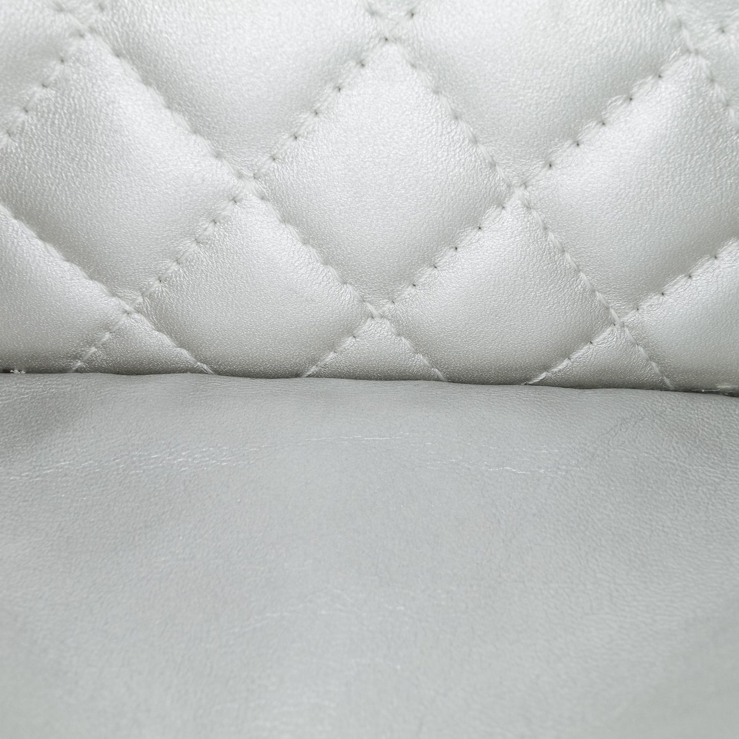 Chanel Metallic Calfskin Reissue 2.55 Flap 226