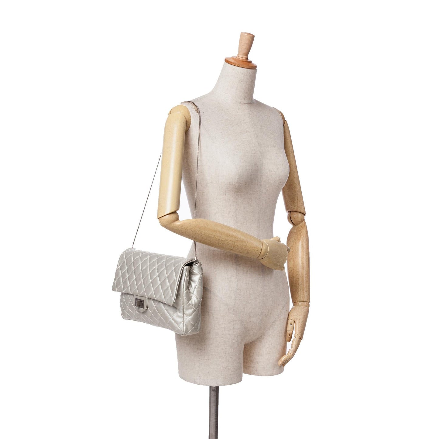 Chanel Metallic Calfskin Reissue 2.55 Flap 226