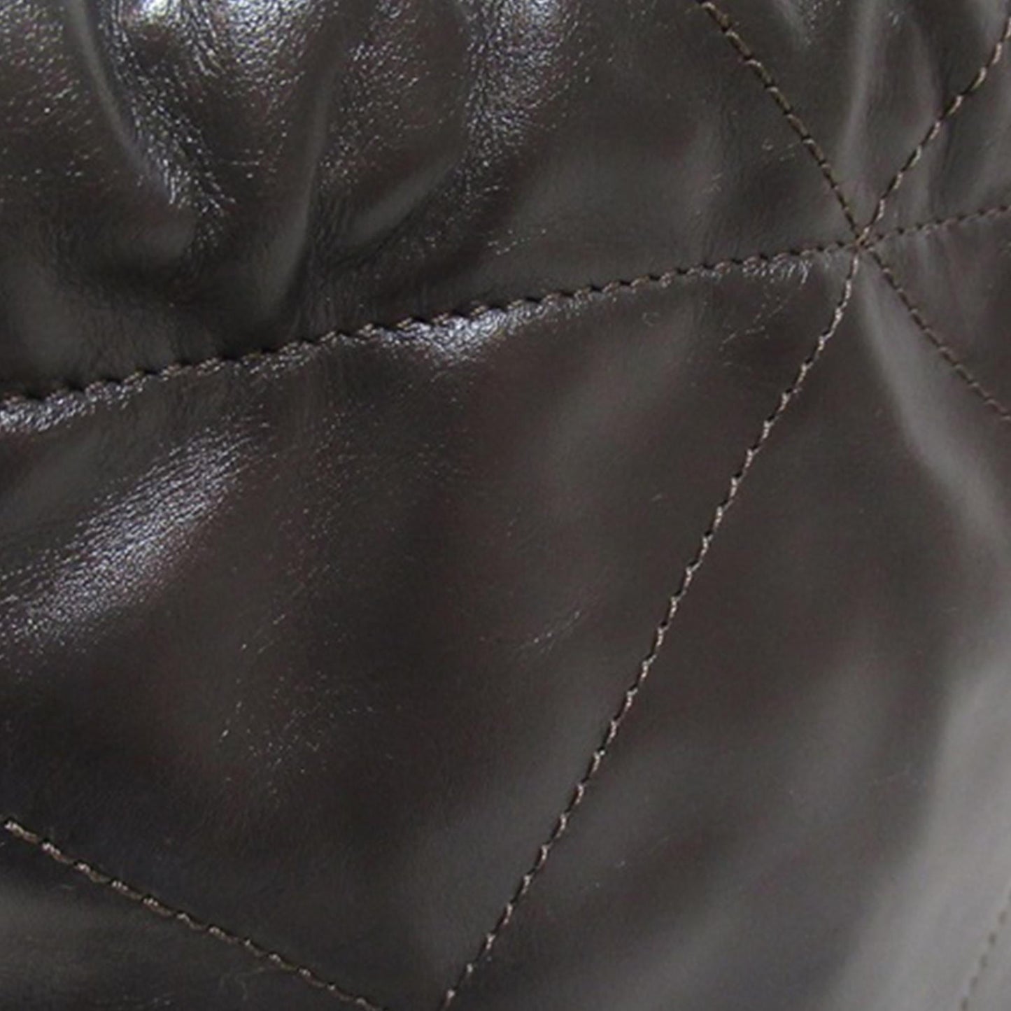 Chanel Mini Calfskin 22 Satchel (SHG-6zESvW)