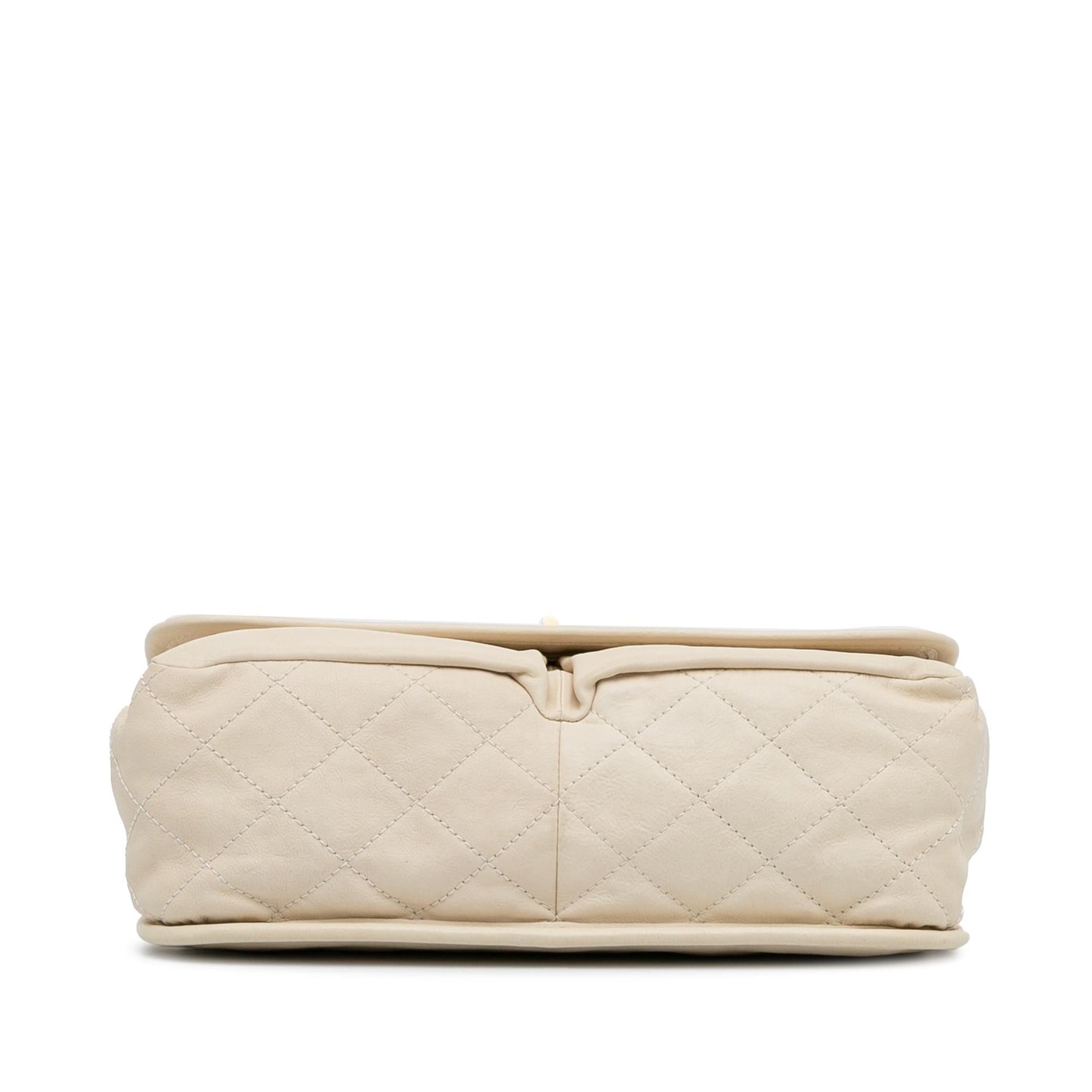 Chanel Natural Beauty Split Pocket