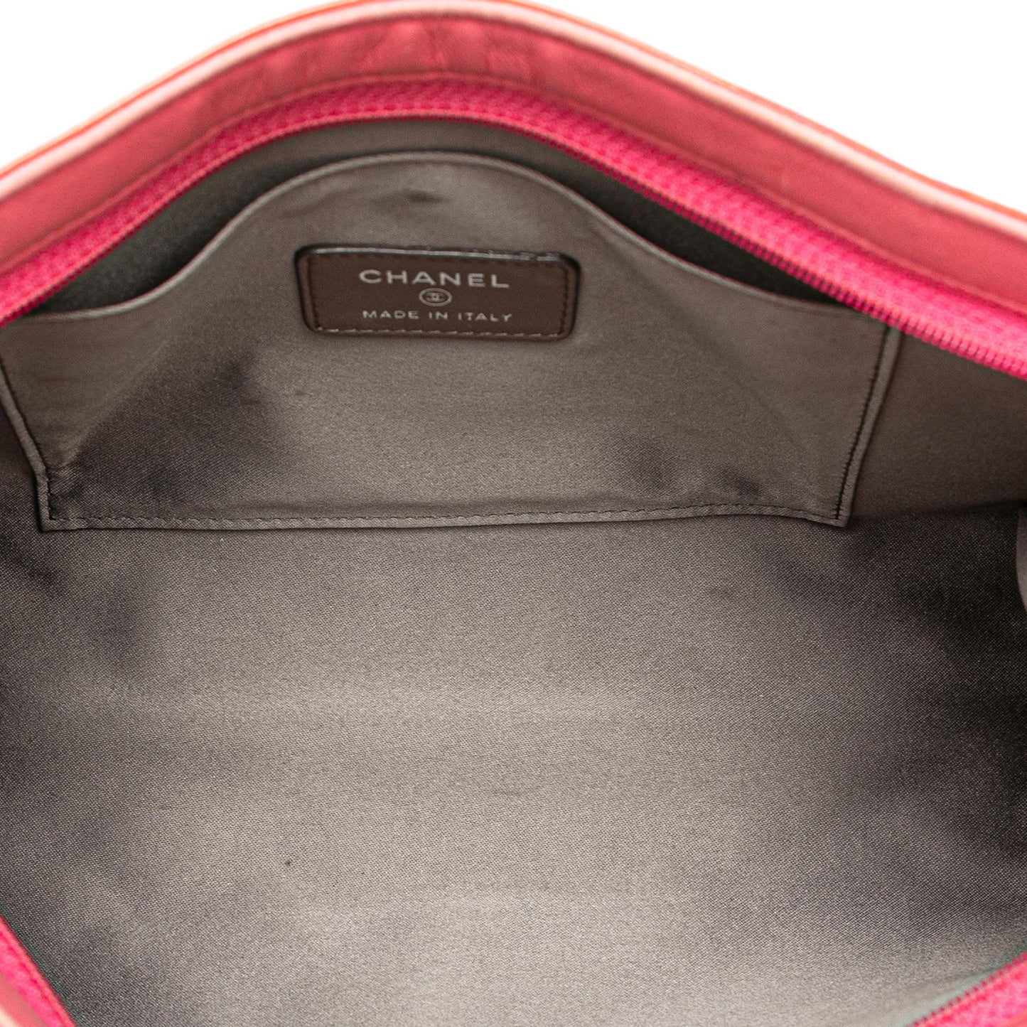 Chanel Patent Calfskin Lucky Symbols Shoulder Bag (SHG-ZPRkza)
