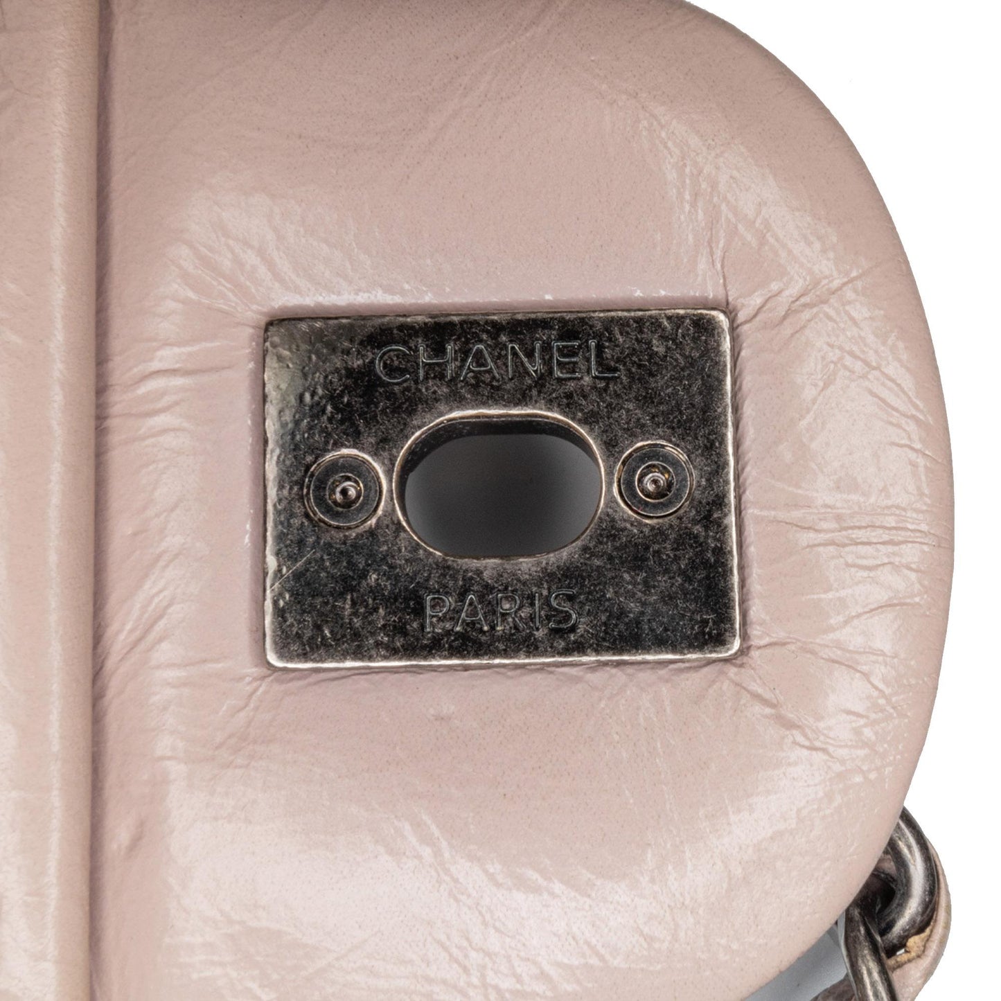 Chanel Quilted Aged Calfskin Single Flap (SHG-vBvXcU)