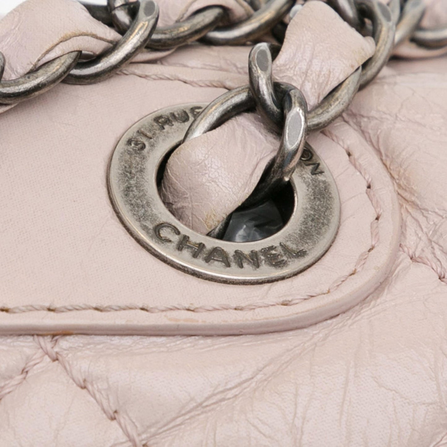 Chanel Quilted Aged Calfskin Single Flap (SHG-vBvXcU)