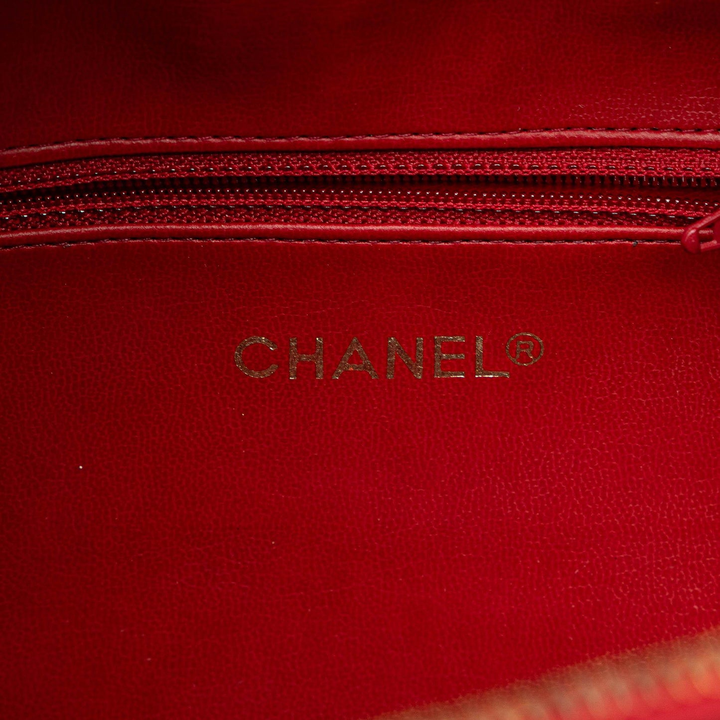 Chanel Quilted Calfskin Chain Handbag (SHG-SI6CGU)