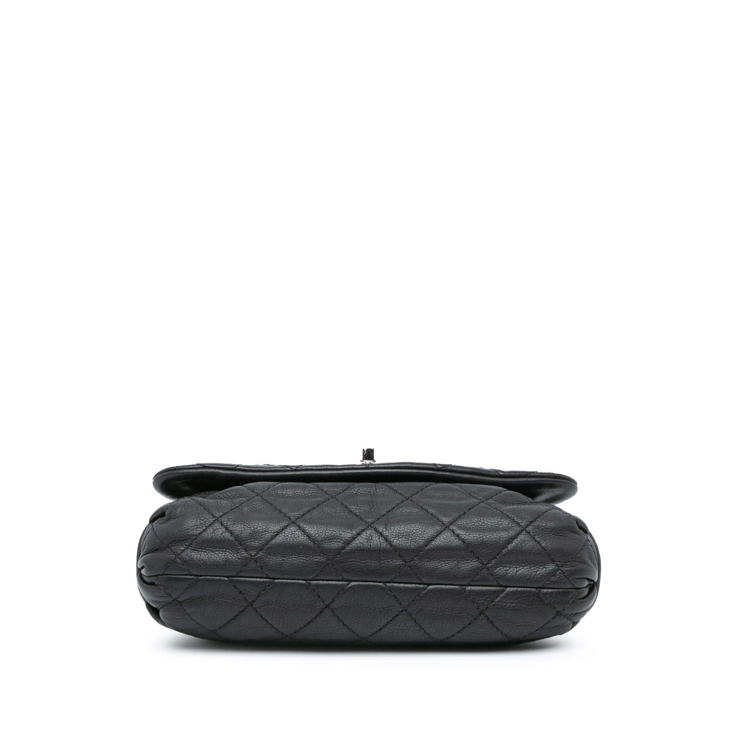 Chanel Quilted Calfskin Curvy Flap (SHG-7XhJvX)