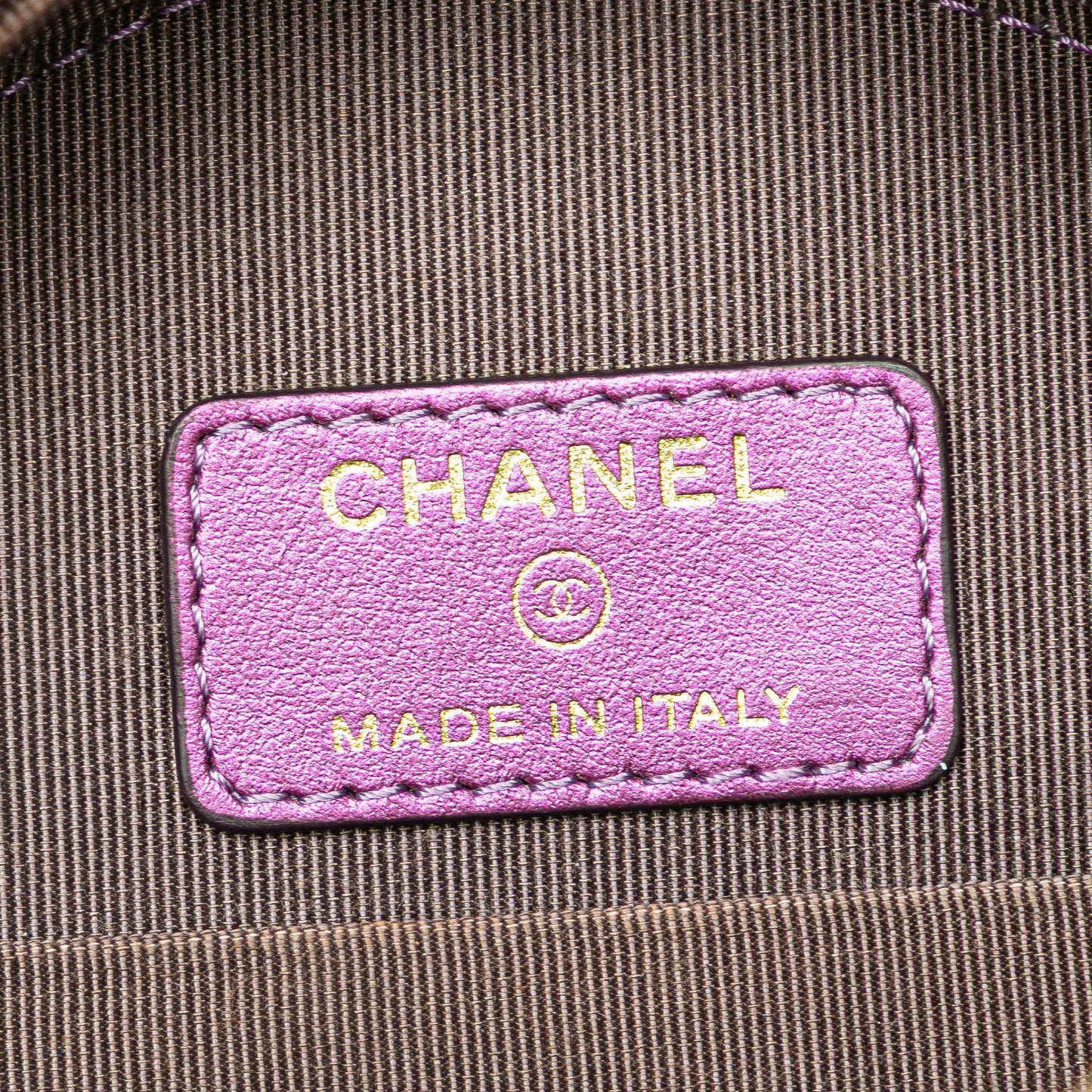 Chanel Quilted Iridescent Lambskin Round Clutch With Chain