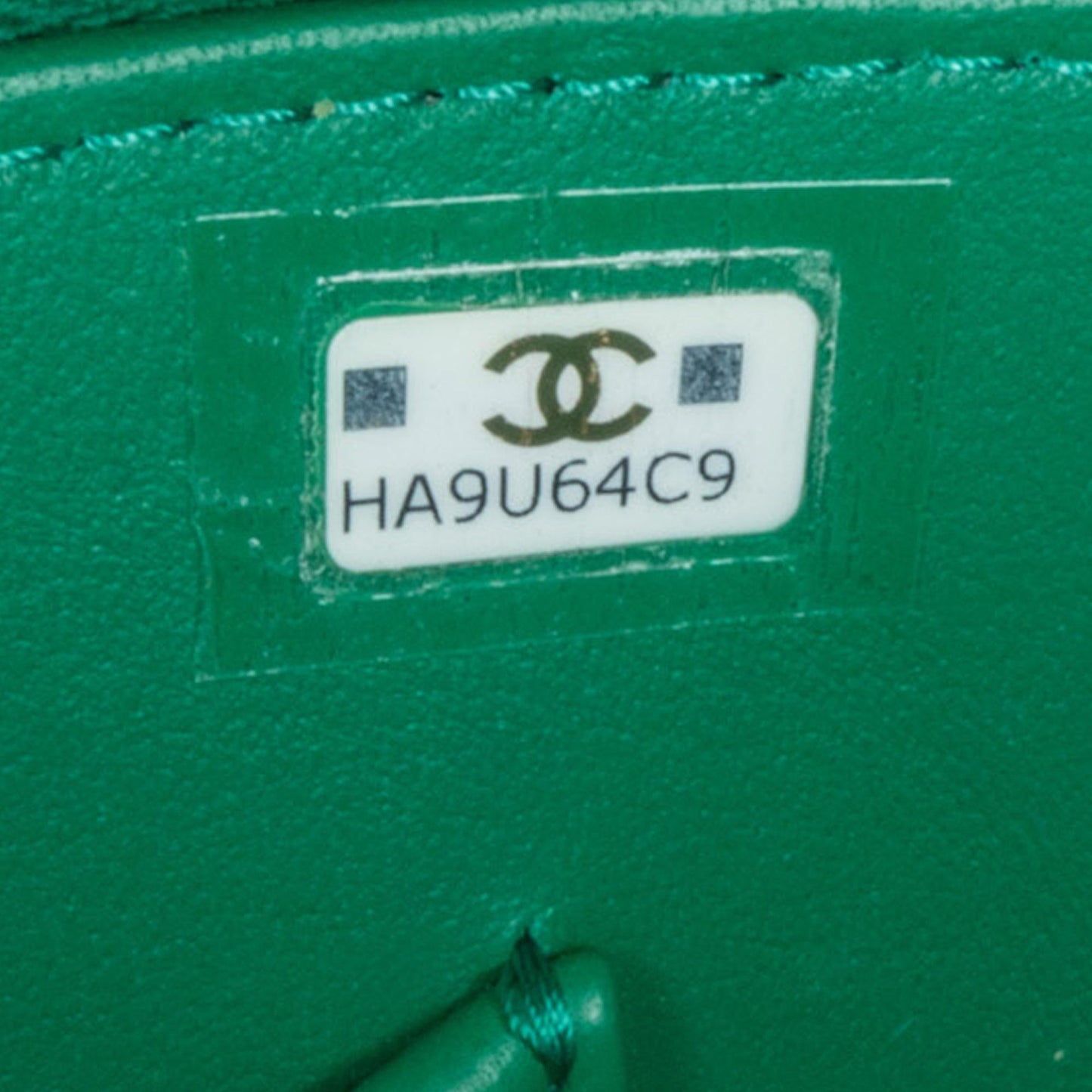 Chanel Quilted Lambskin Afternoon Tea Vanity Case with Chain