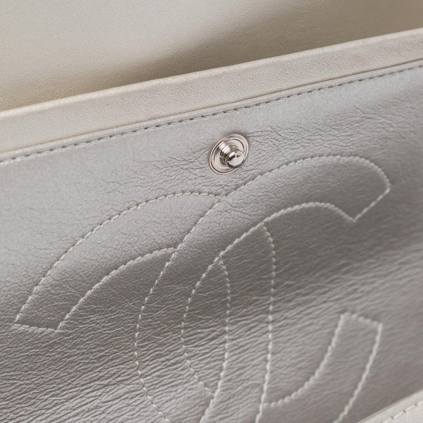 Chanel Reissue 2.55 Aged Calfskin Double Flap 226