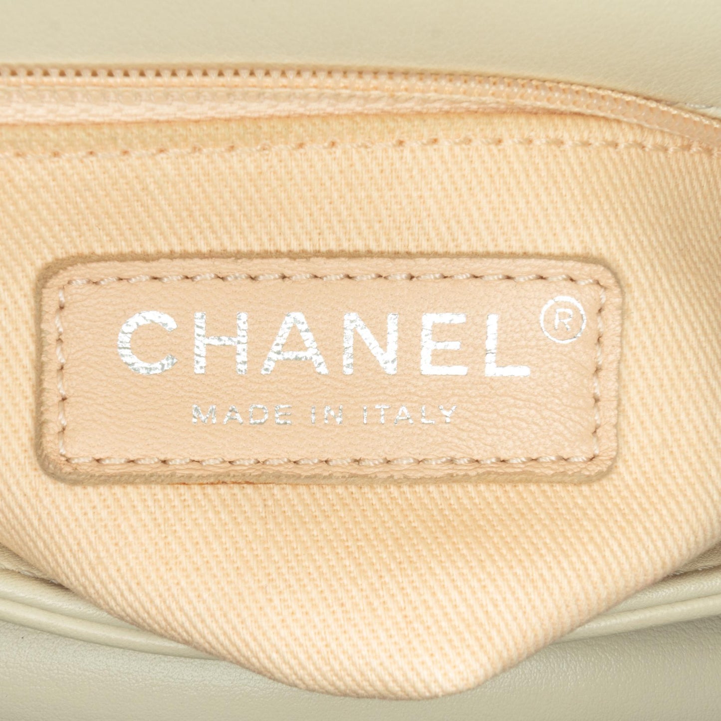 Chanel Small Calfskin Coco Eyelets Round Flap (SHG-J36UdW)