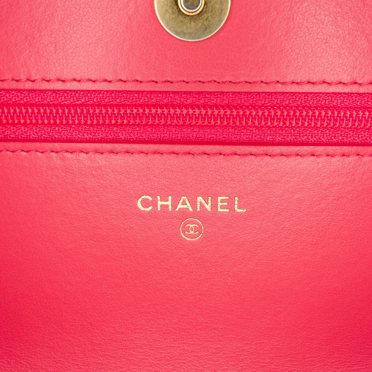 Chanel Tweed 19 Wallet On Chain