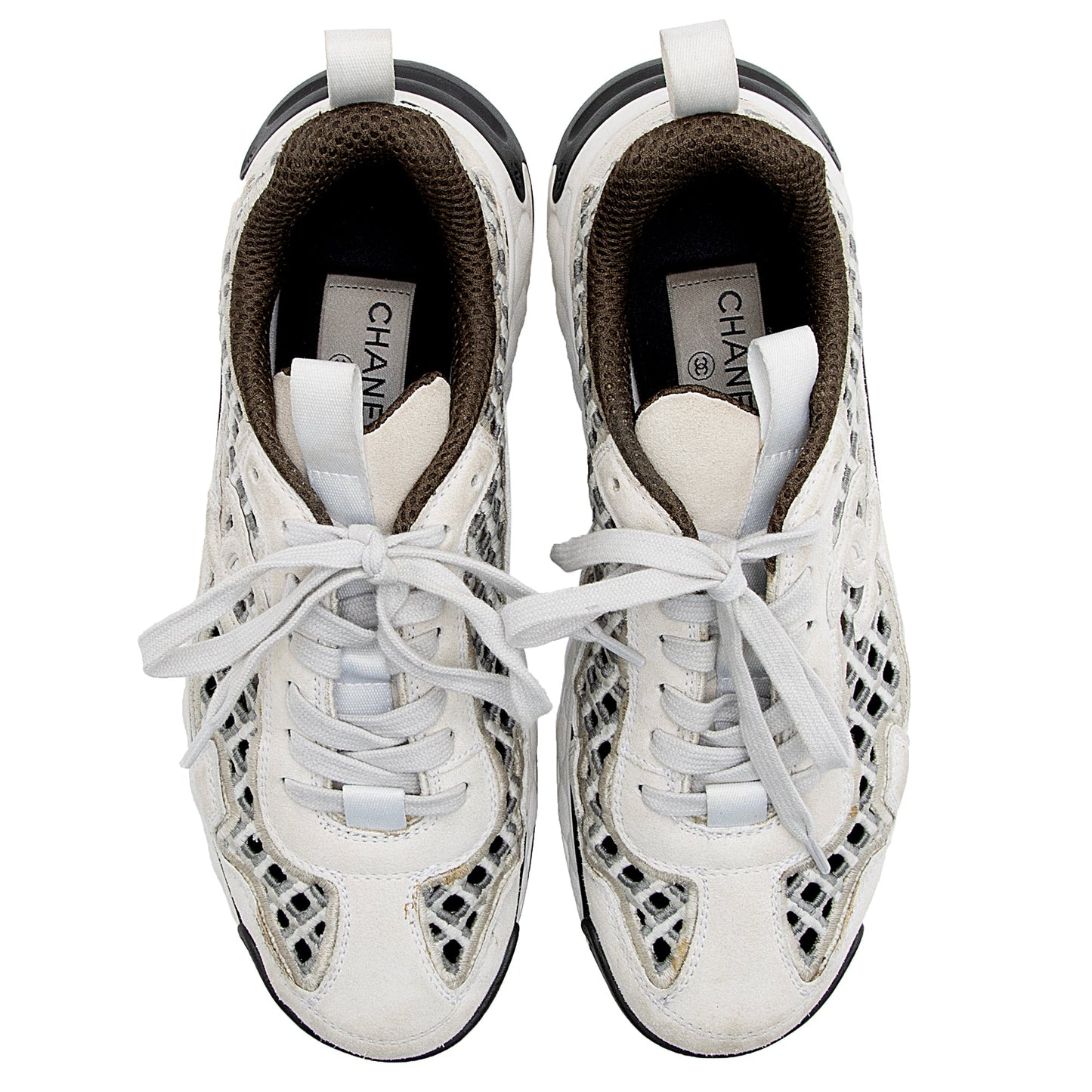 Chanel Suede Calfskin Embroidered CC Sneakers - Size 8 / 38 (SHF-22982)