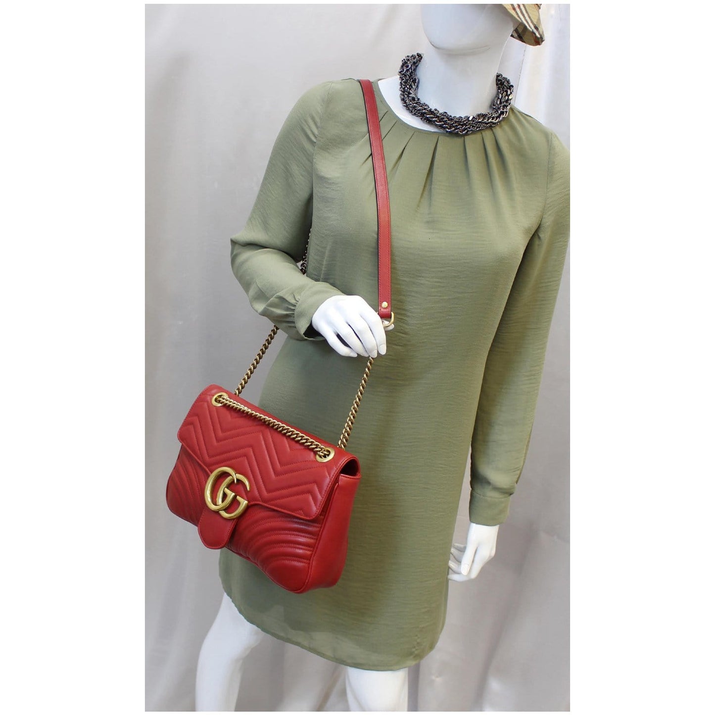 GUCCI GG Marmont Matelasse Leather Shoulder Bag Red 443496