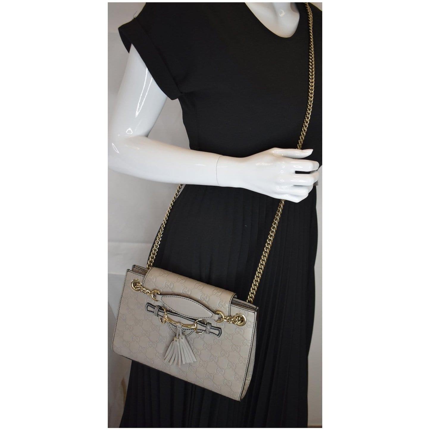 GUCCI Emily Guccissima Leather Chain Crossbody Bag Grey 369621