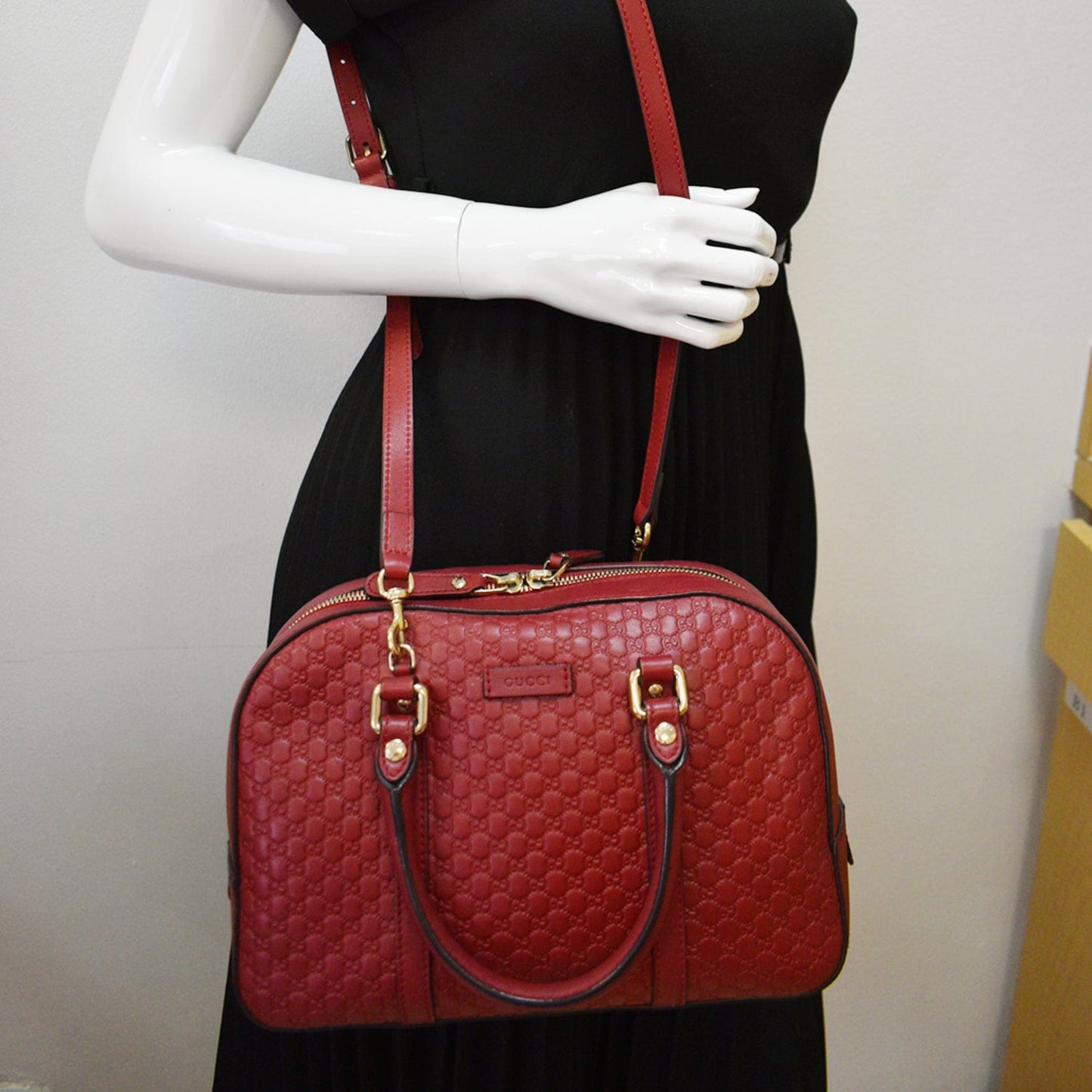 GUCCI Microguccissima Small Leather Crossbody Bag Navy Red 510286
