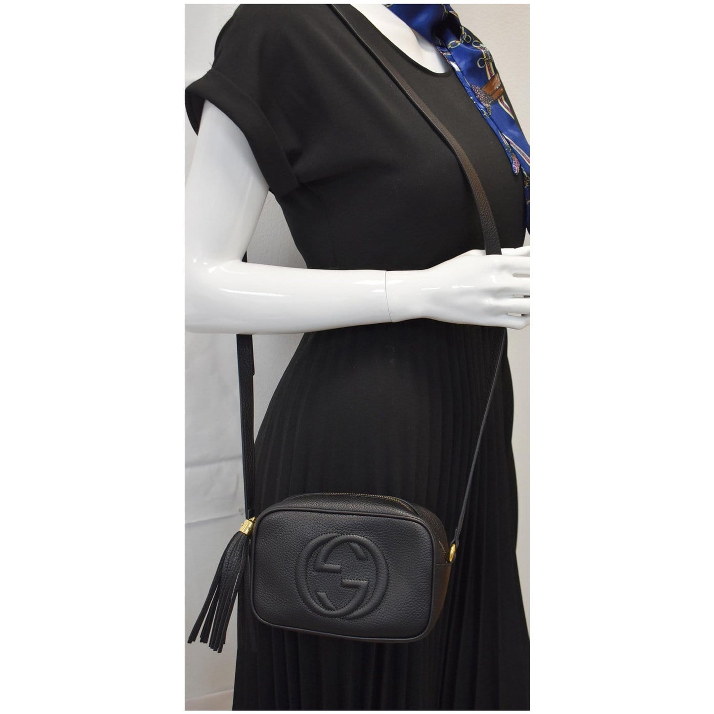 GUCCI Soho Disco Small Pebbled Leather Crossbody Bag Black 347994