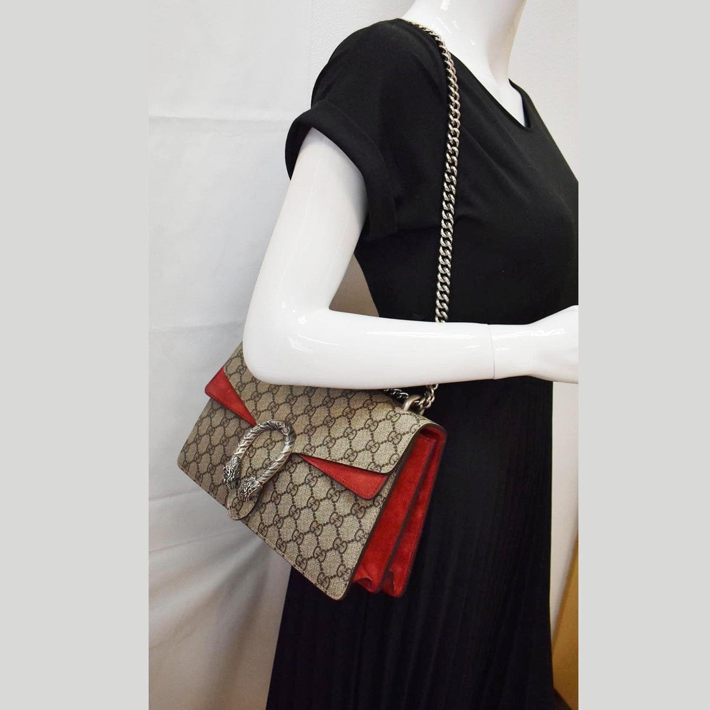 GUCCI Dionysus Small GG Supreme Canvas Shoulder Bag Beige 400249