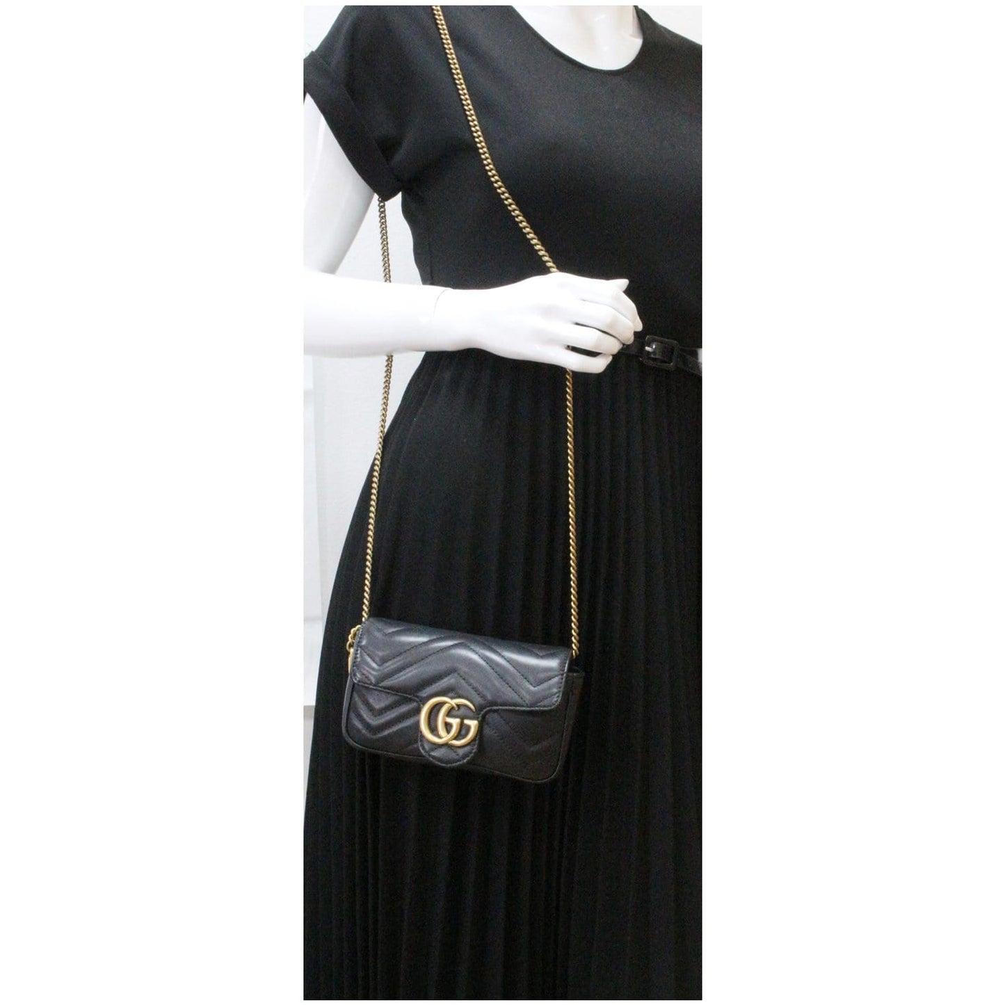 GUCCI GG Marmont Super Mini Leather Crossbody Bag Black 476433