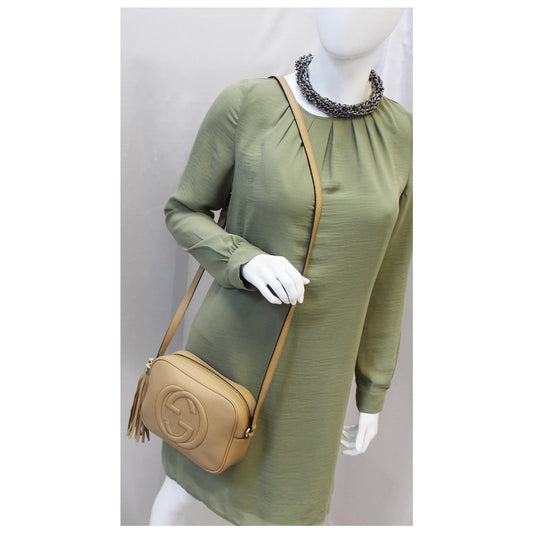 GUCCI Soho Disco Pebbled Leather Small Crossbody Bag