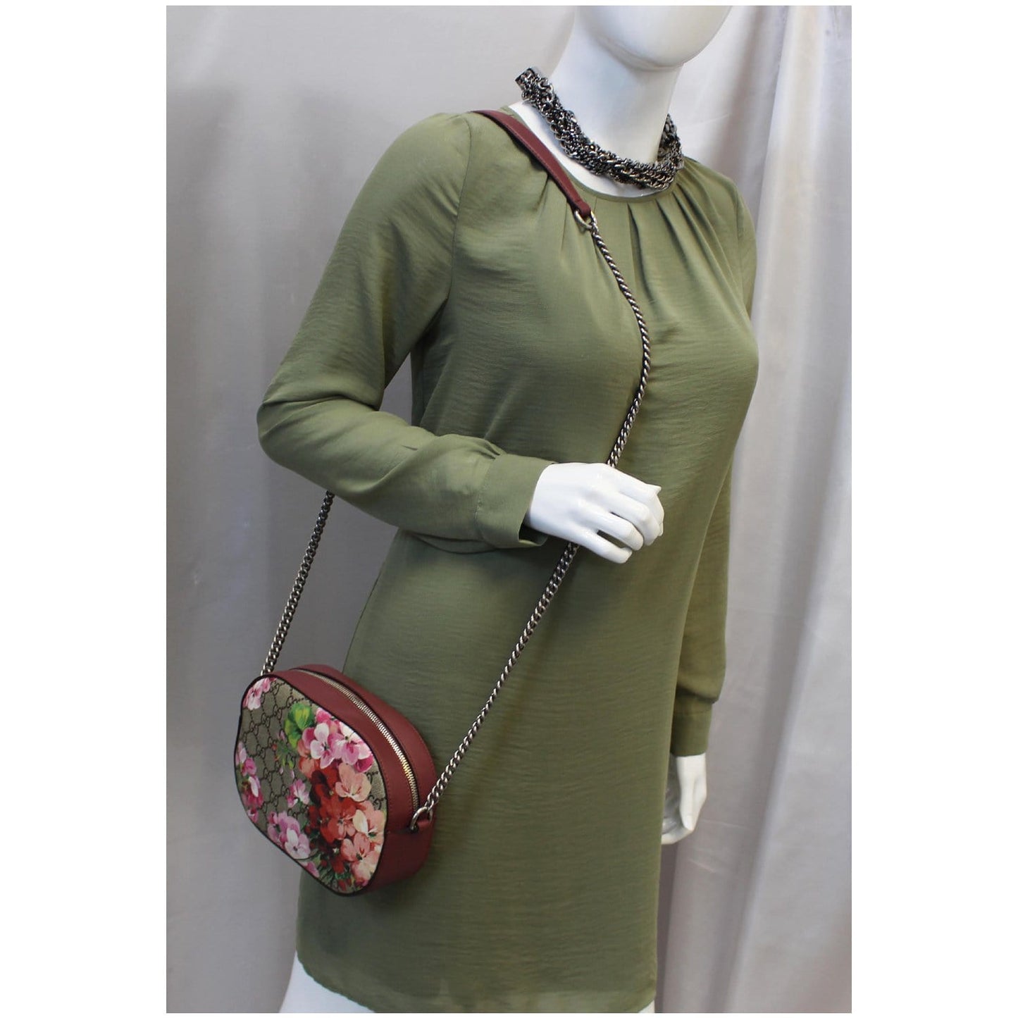 GUCCI GG Supreme Monogram Blooms Print Mini Chain Crossbody Bag Beige