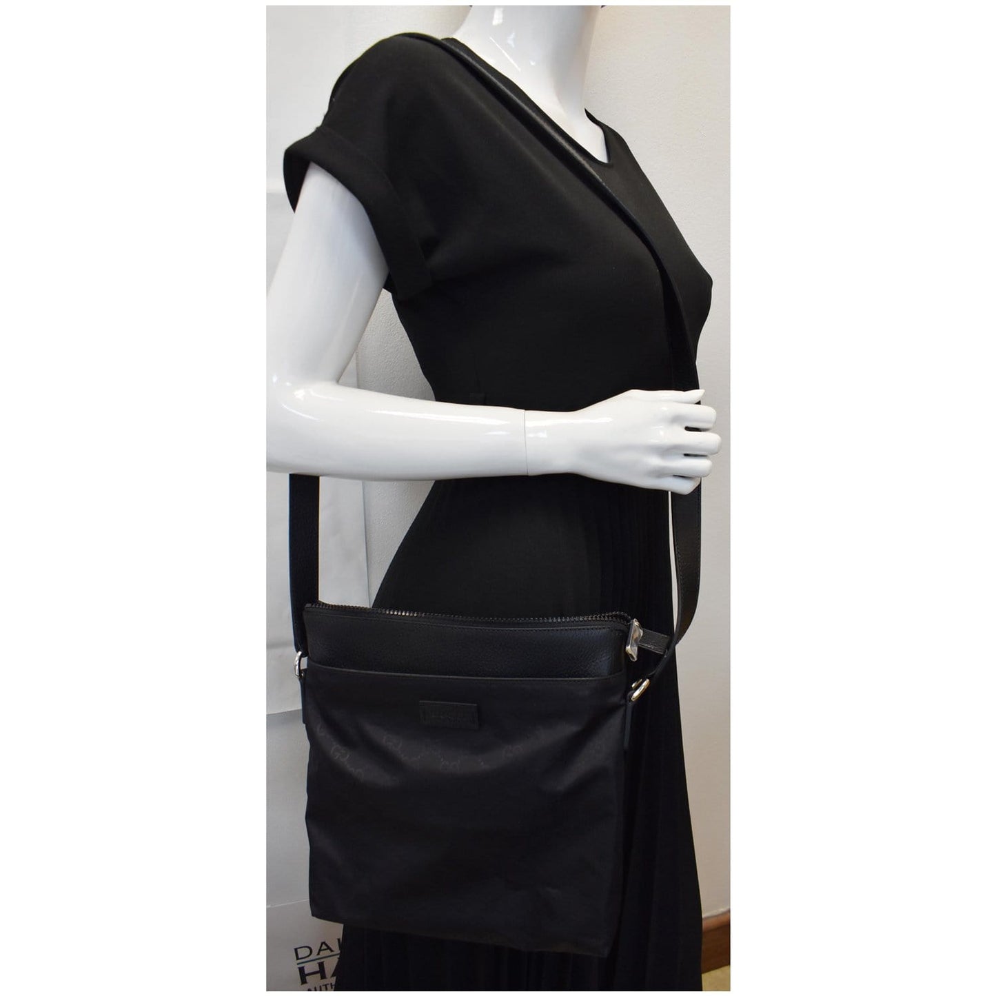 GUCCI GG Monogram Nylon Small Messenger Bag Black 510342