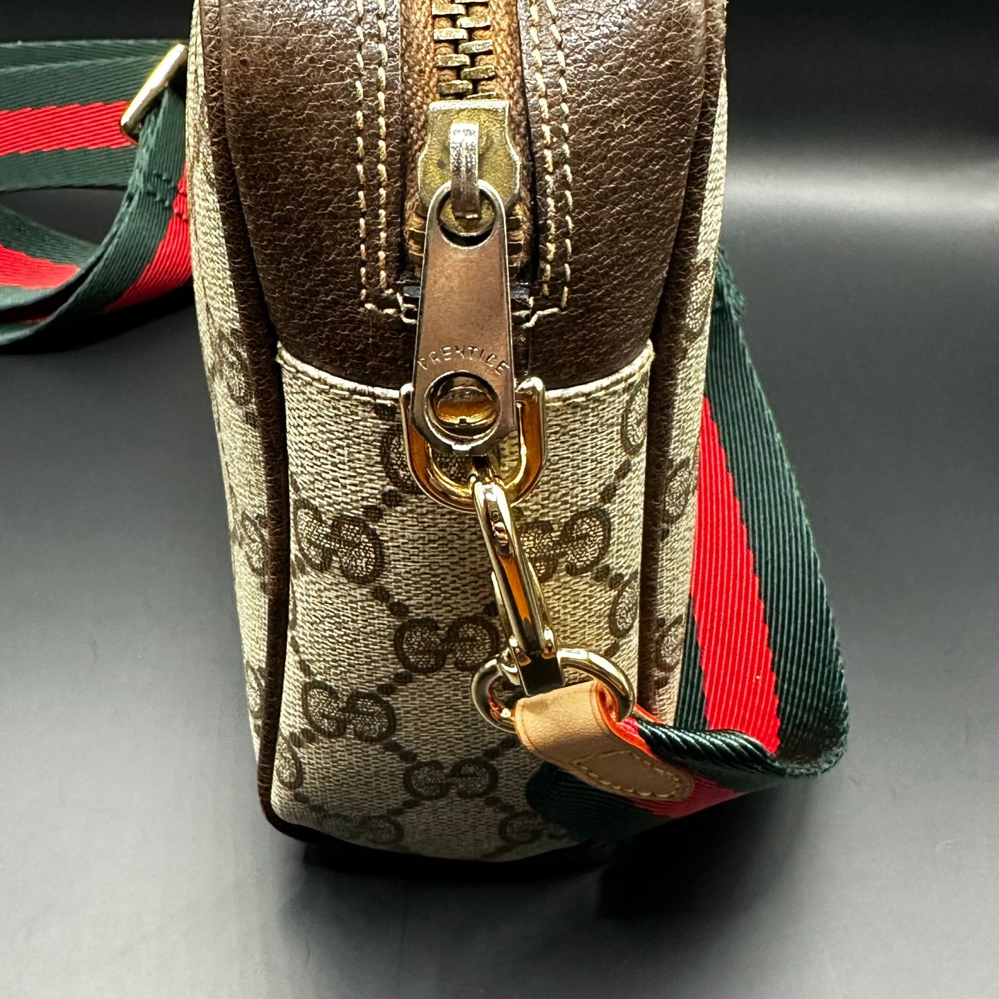 The Junco - BrownOrvis bags GG Crossbody