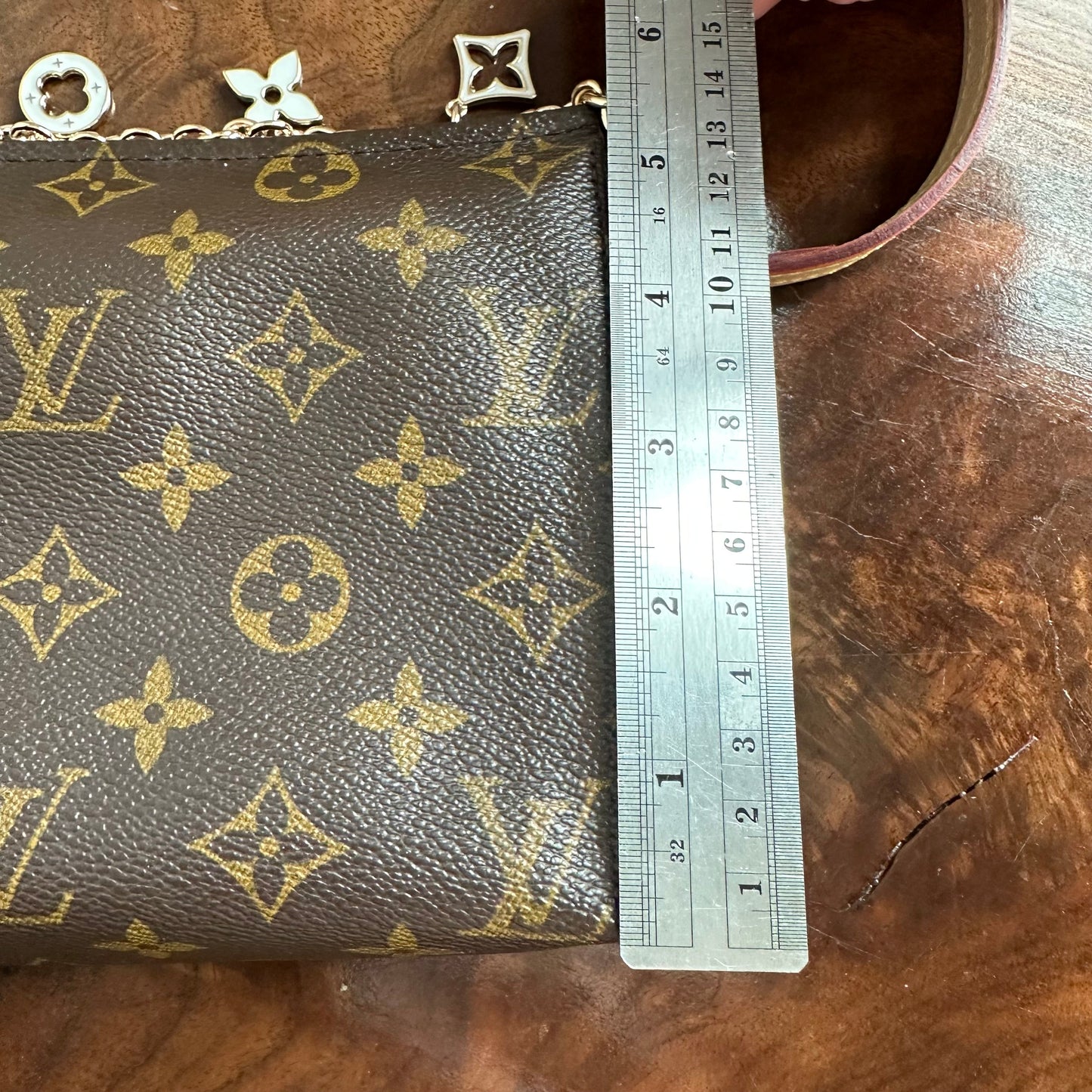 The Cygnet Crossbody -Orvis bags Monogram in Vachetta