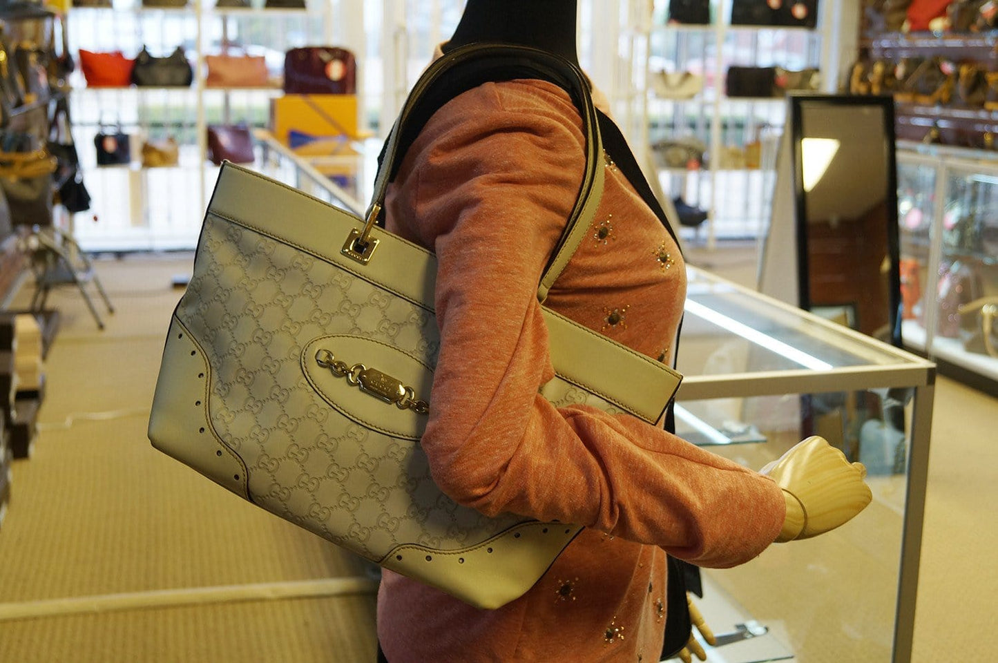 Gucci 145993 Cream Guccissima Leather Gold-tone Tote Shoulder Bag