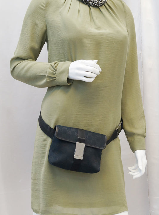 GUCCI GG Monogram Black Waist Bag 131236