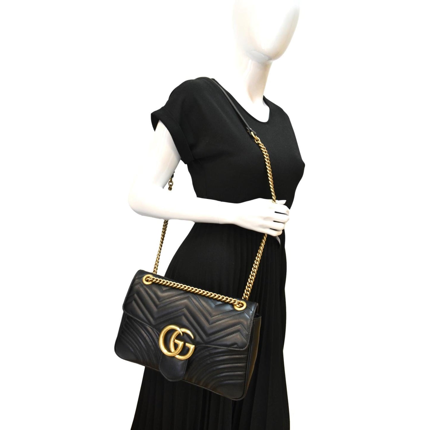 GUCCI GG Marmont Medium Matelasse Shoulder Bag Black 443496