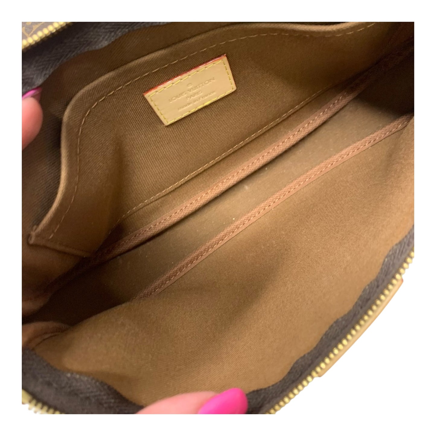 Crossbody Luxury Designer By Louis Vuitton  Size: Small