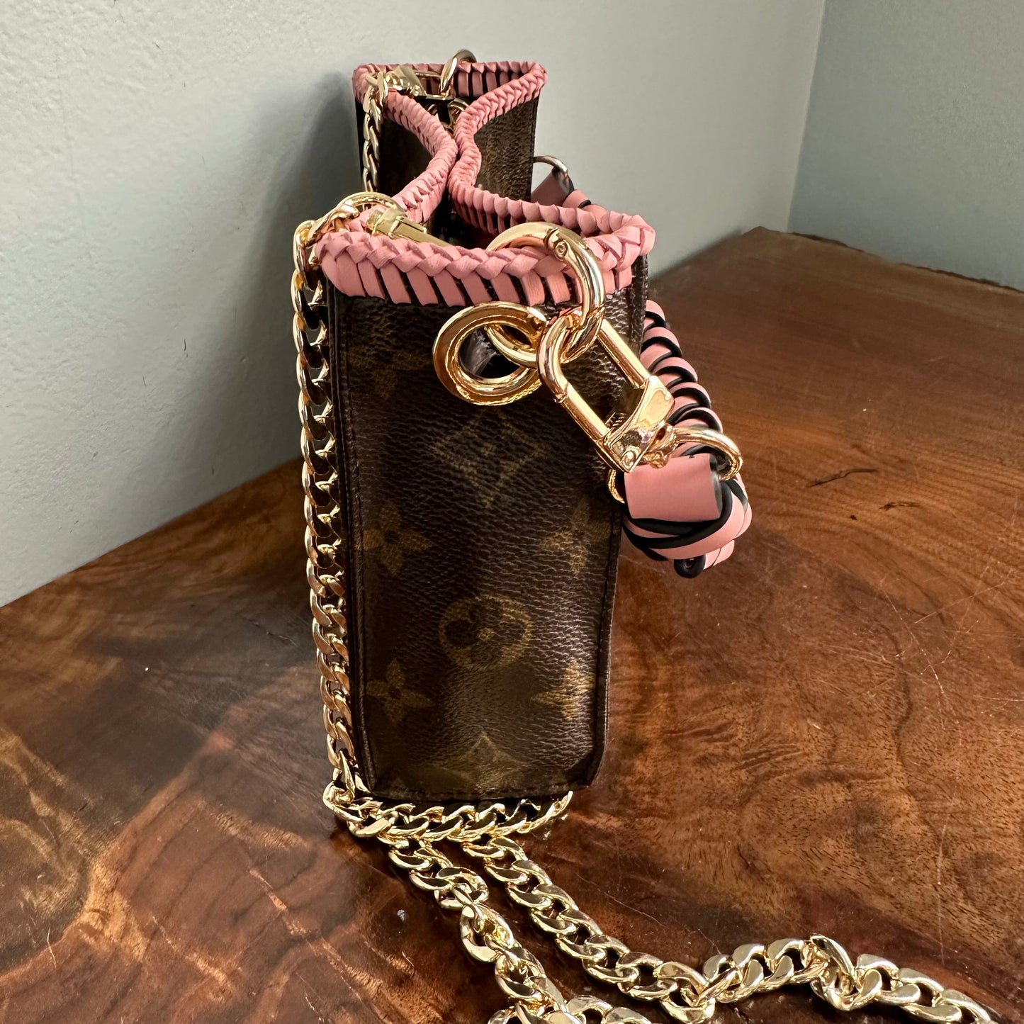 The Cygnet Crossbody Handbag -Orvis bags LV Monogram in Blush Pink