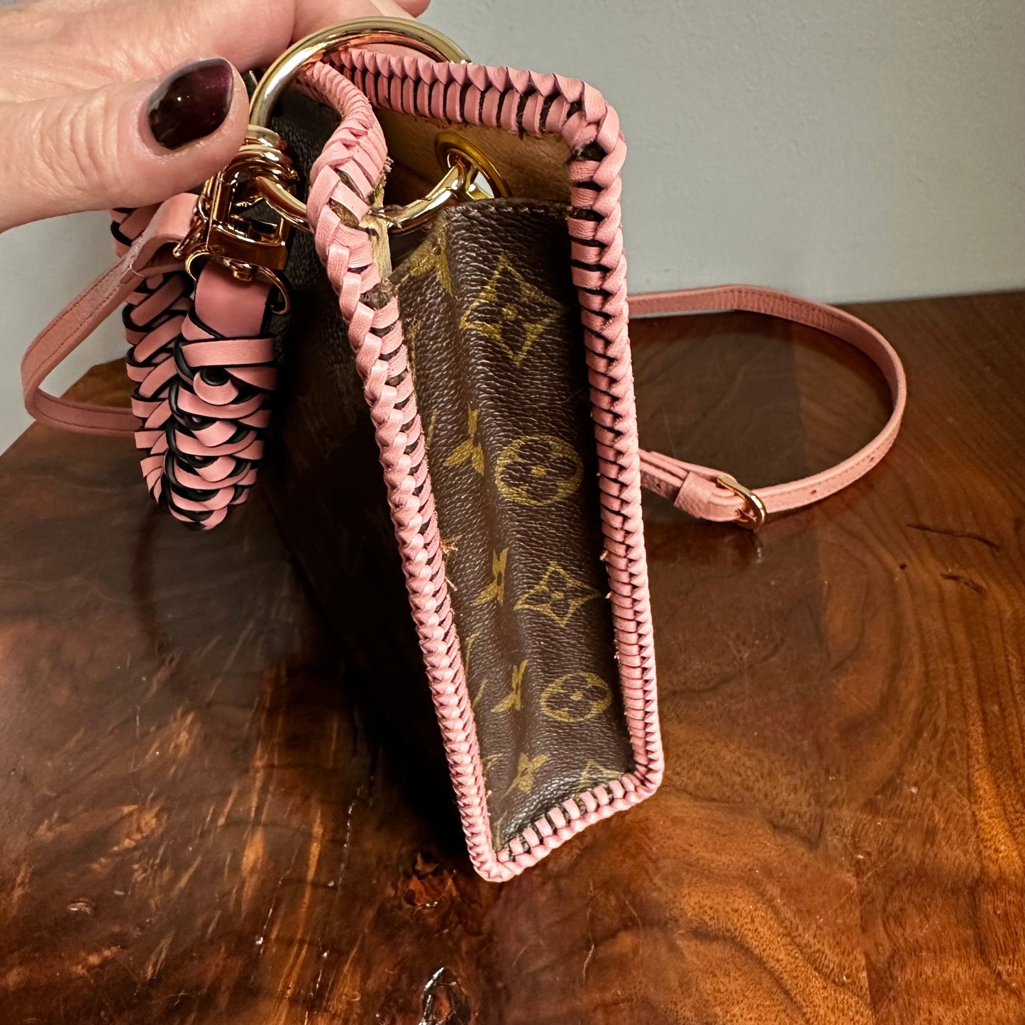 The Swan Crossbody -Orvis bags Monogram in Pale Pink
