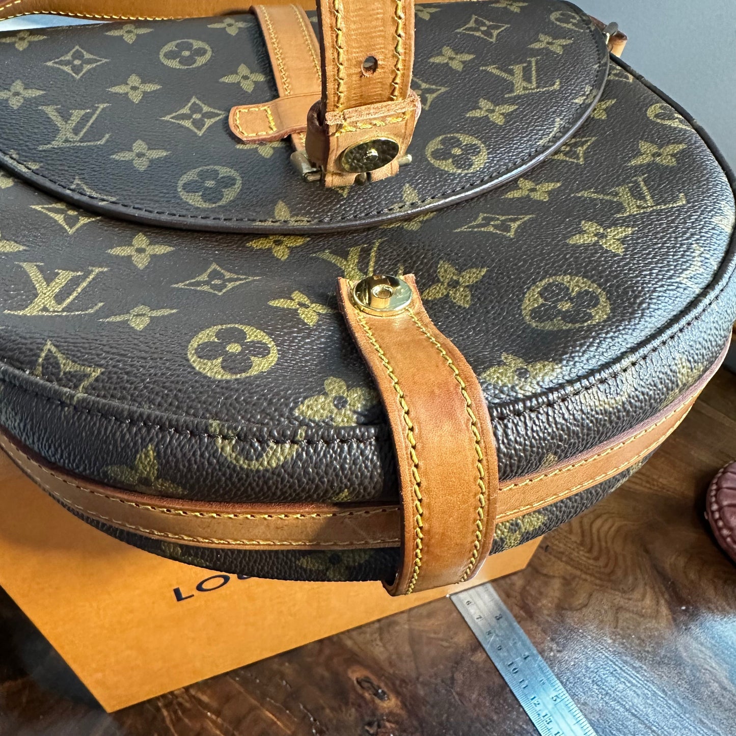 The Dove Crossbody -Orvis bags LV Monogram in Vachetta