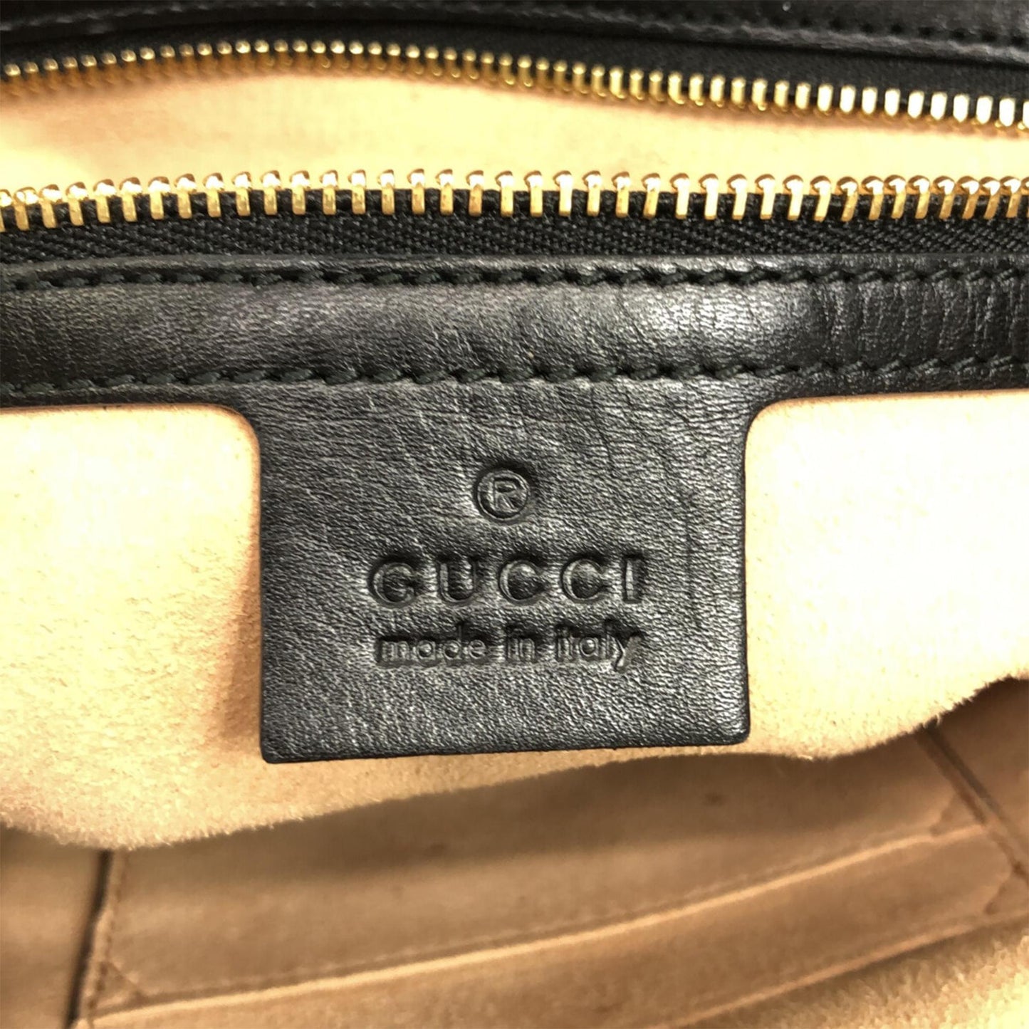 Gucci Apollo Shoulder Bag (SHG-FUSHk9)
