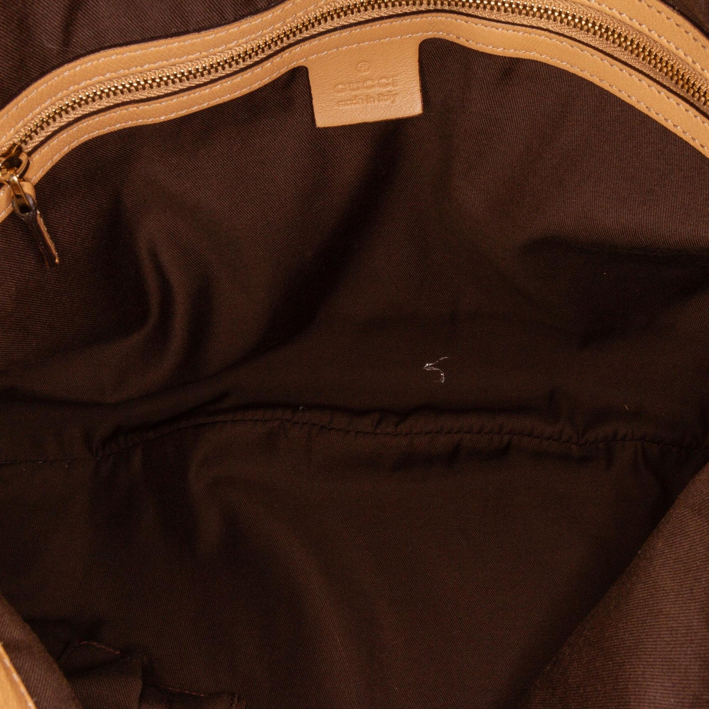 Gucci Bamboo GG Canvas Indy Hobo Bag (SHG-XsNWx4)