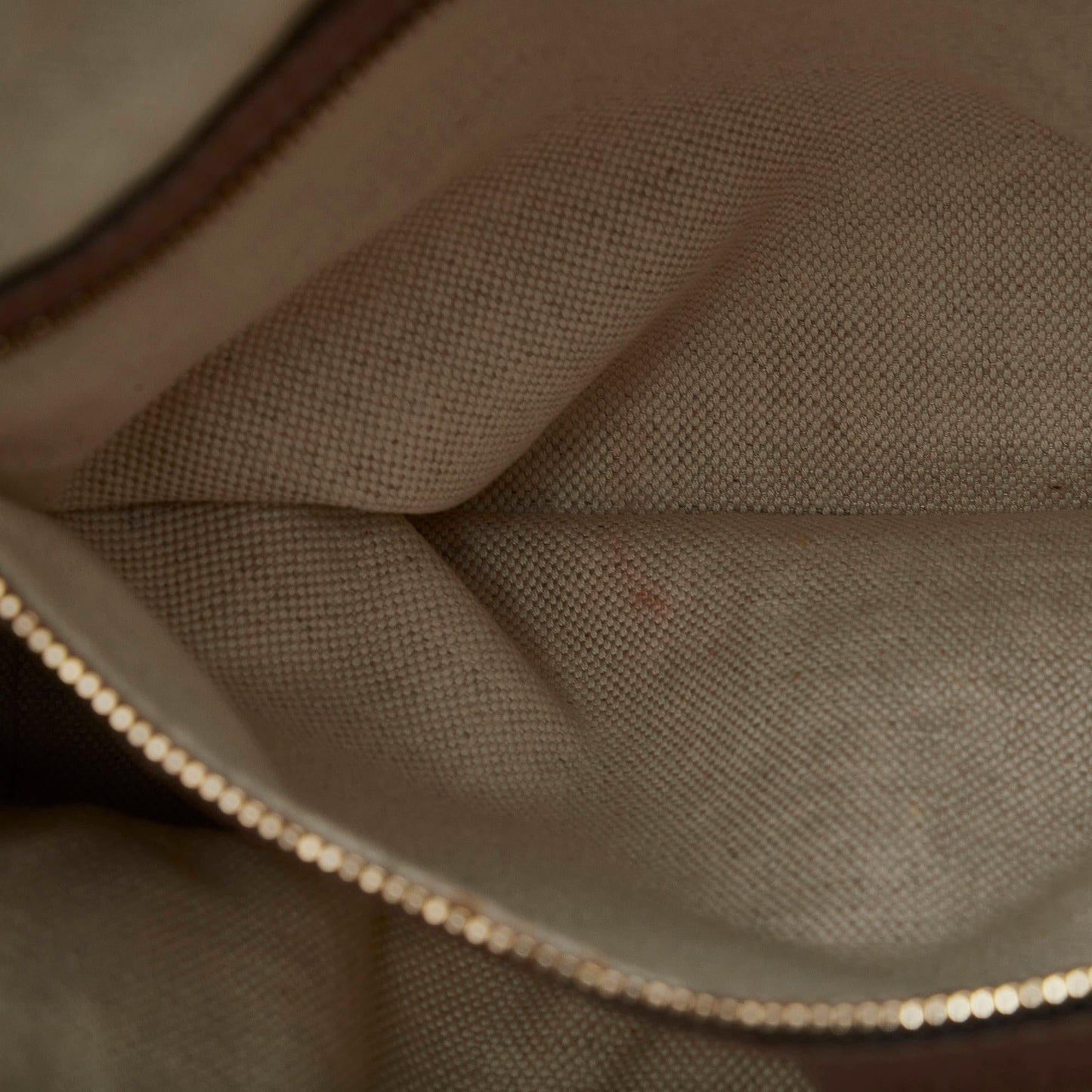 Gucci Bella Shoulder Bag (SHG-xaEslc)