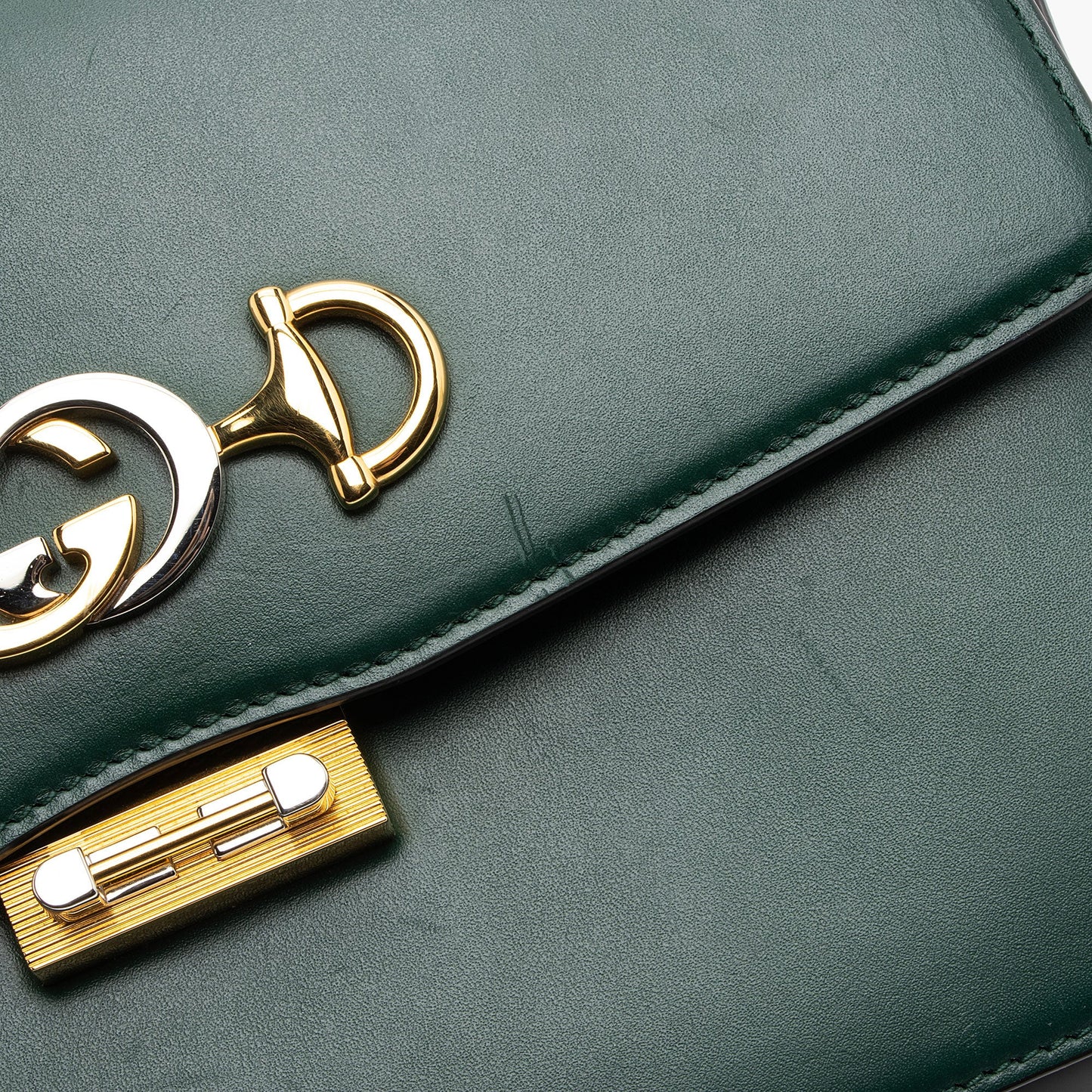Gucci Calfskin Zumi Small Crossbody (SHF-vkJfVX)