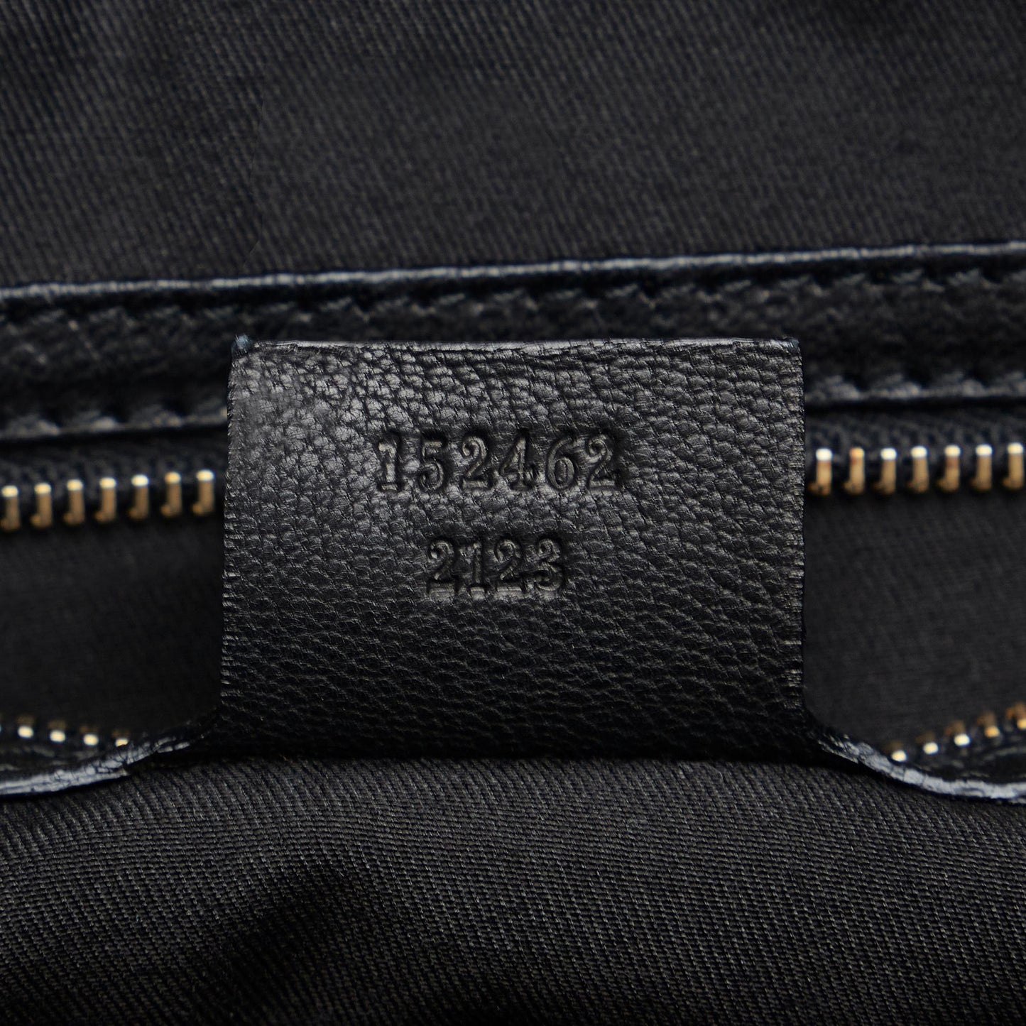 Gucci Capri Shoulder Bag (SHG-HUZUBO)