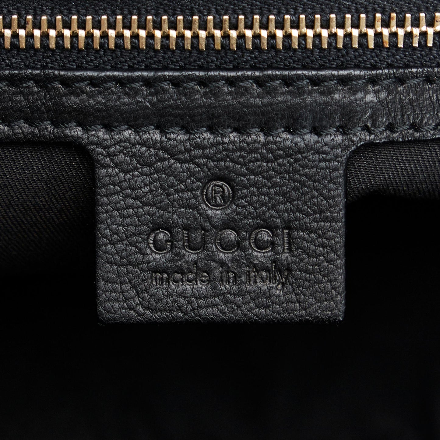 Gucci Capri Shoulder Bag (SHG-HUZUBO)