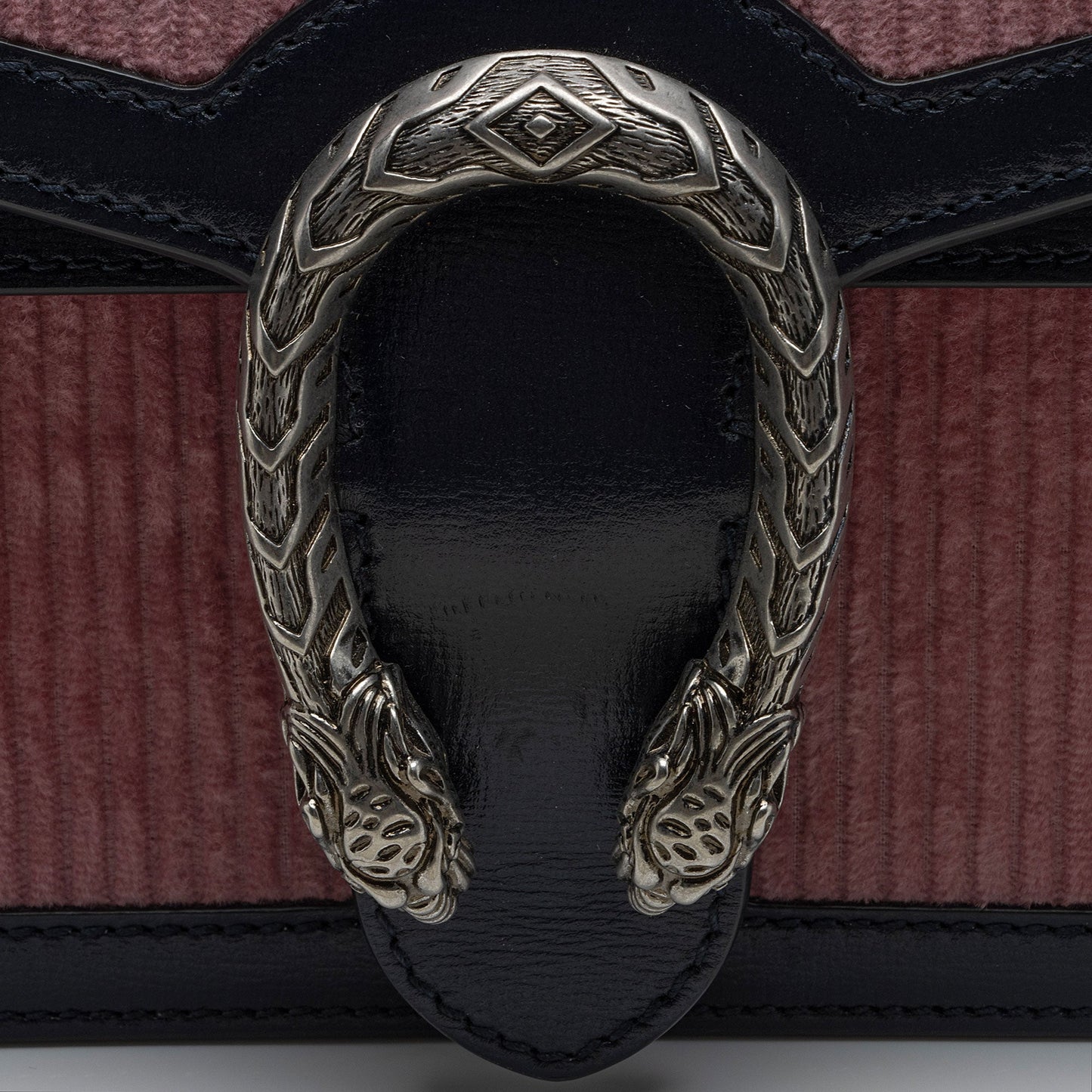 Gucci Corduroy Dionysus Small Shoulder Bag (SHF-NJk85f)