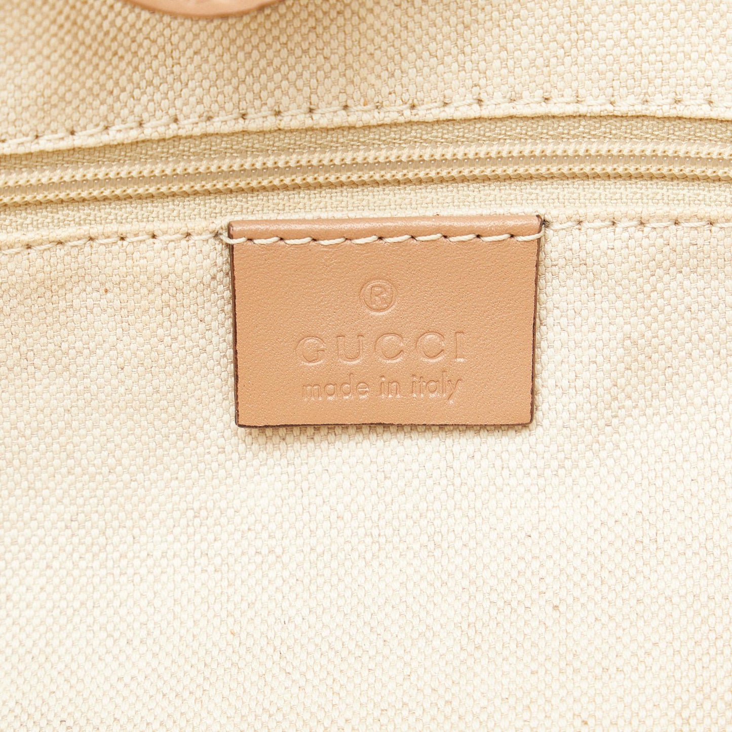 Gucci Diamante Sukey Tote Bag (SHG-X85dF7)