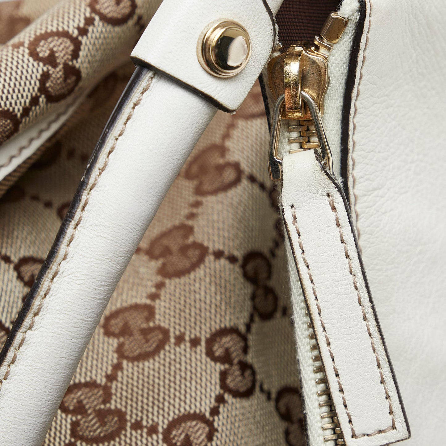 Gucci GG Canvas Abbey D-Ring Hobo (SHG-2f8JeY)