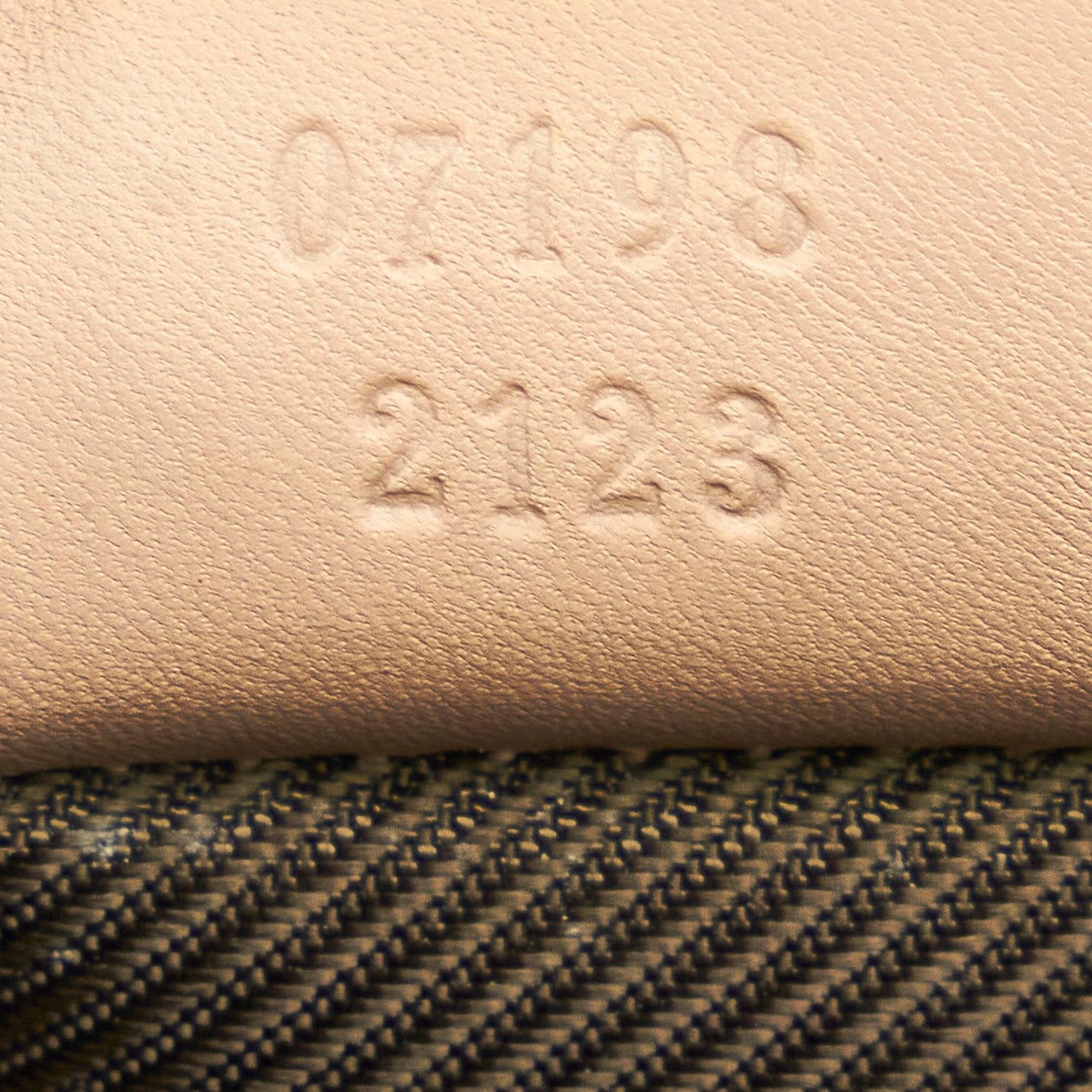 Gucci GG Canvas Boat (SHG-sQl5q5)