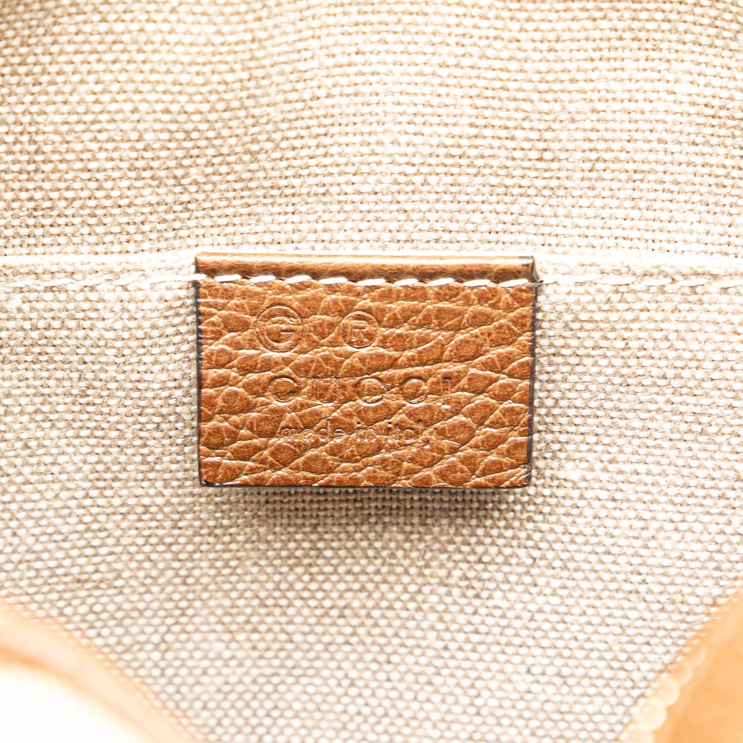 Gucci GG Canvas Bree Crossbody (SHG-iAyoBP)